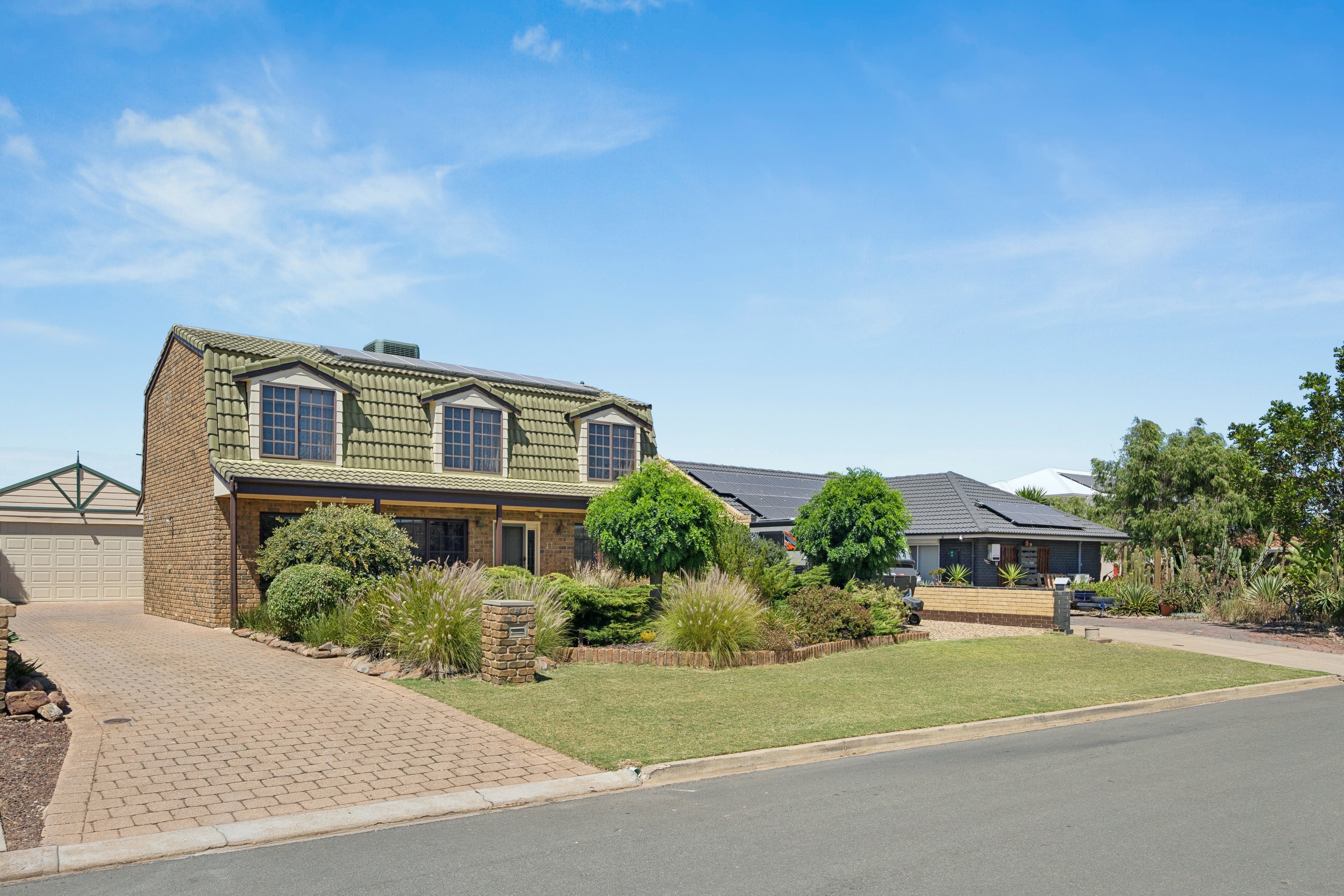 17 Pilot Crescent, Seaford, SA 5169