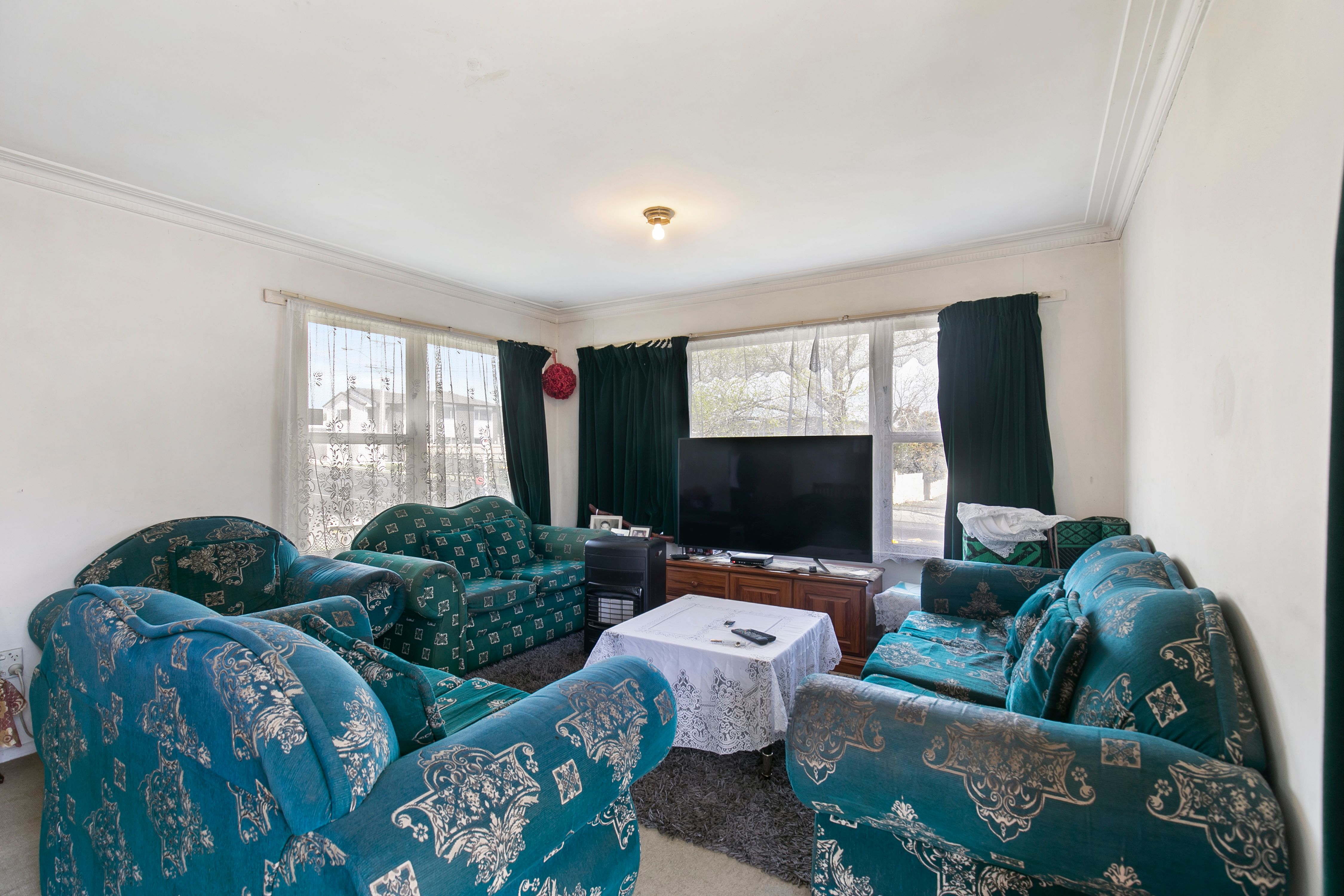 1/84 Wallace Road, Papatoetoe, Manukau City