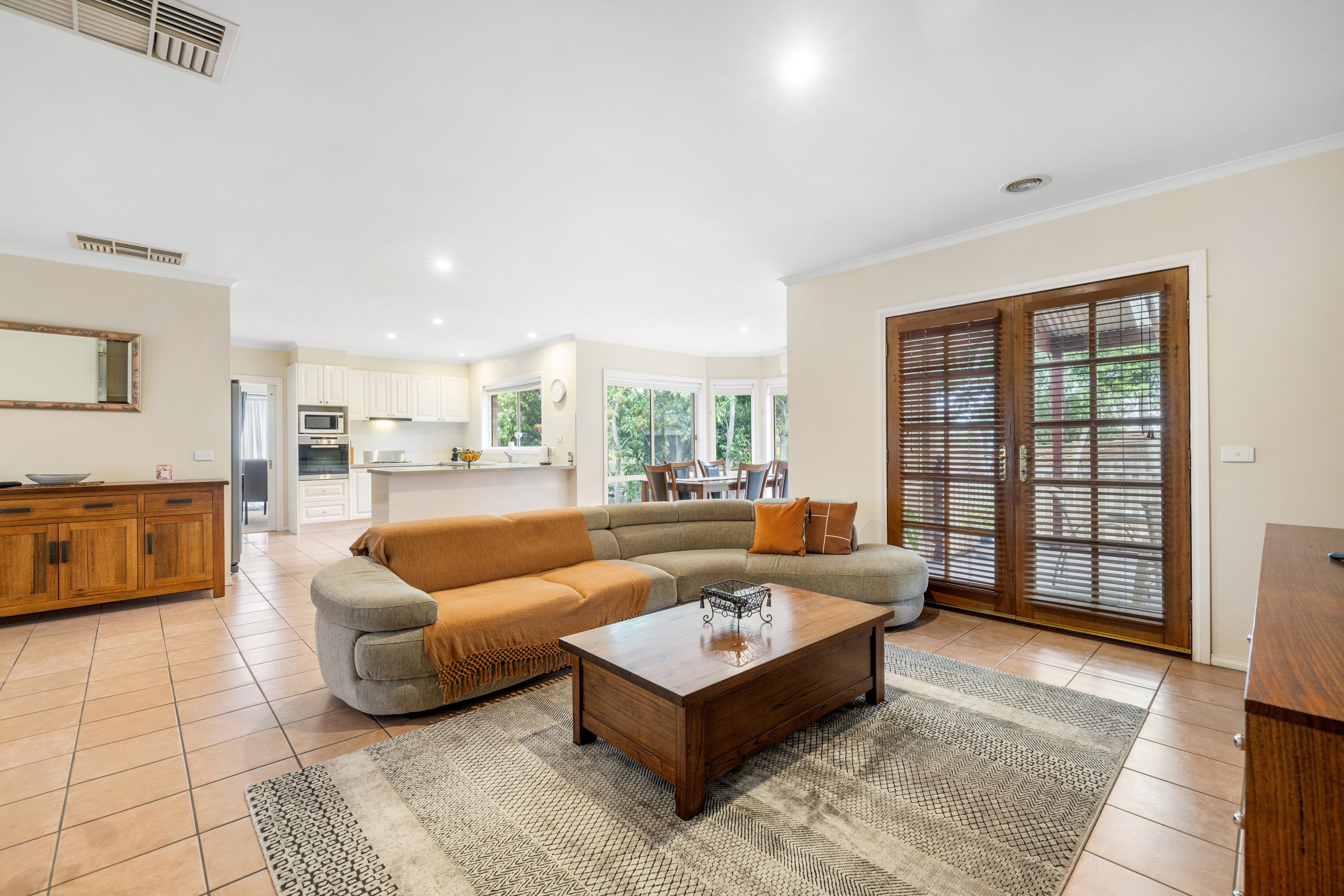 52 Huntingtower Crescent, Langwarrin, VIC 3910