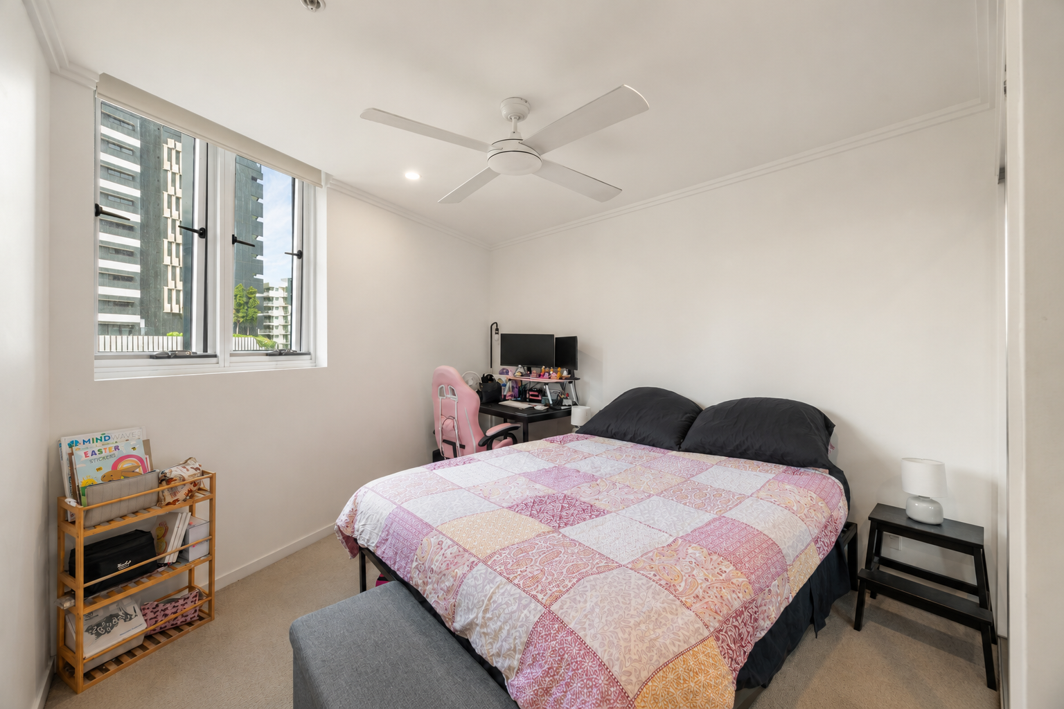 301/42 Wyandra Street — photo 11 of 14