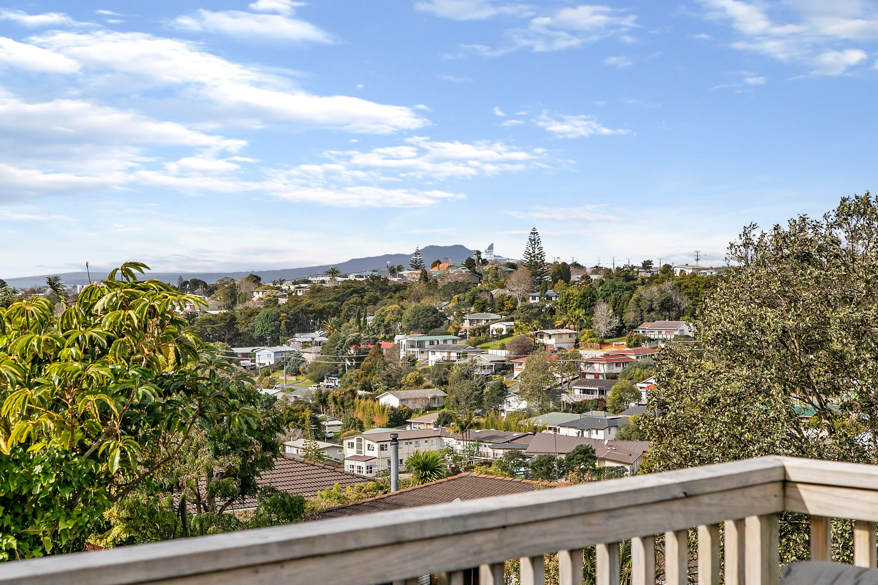 30 Greendale Spur, Glenfield, North Shore City