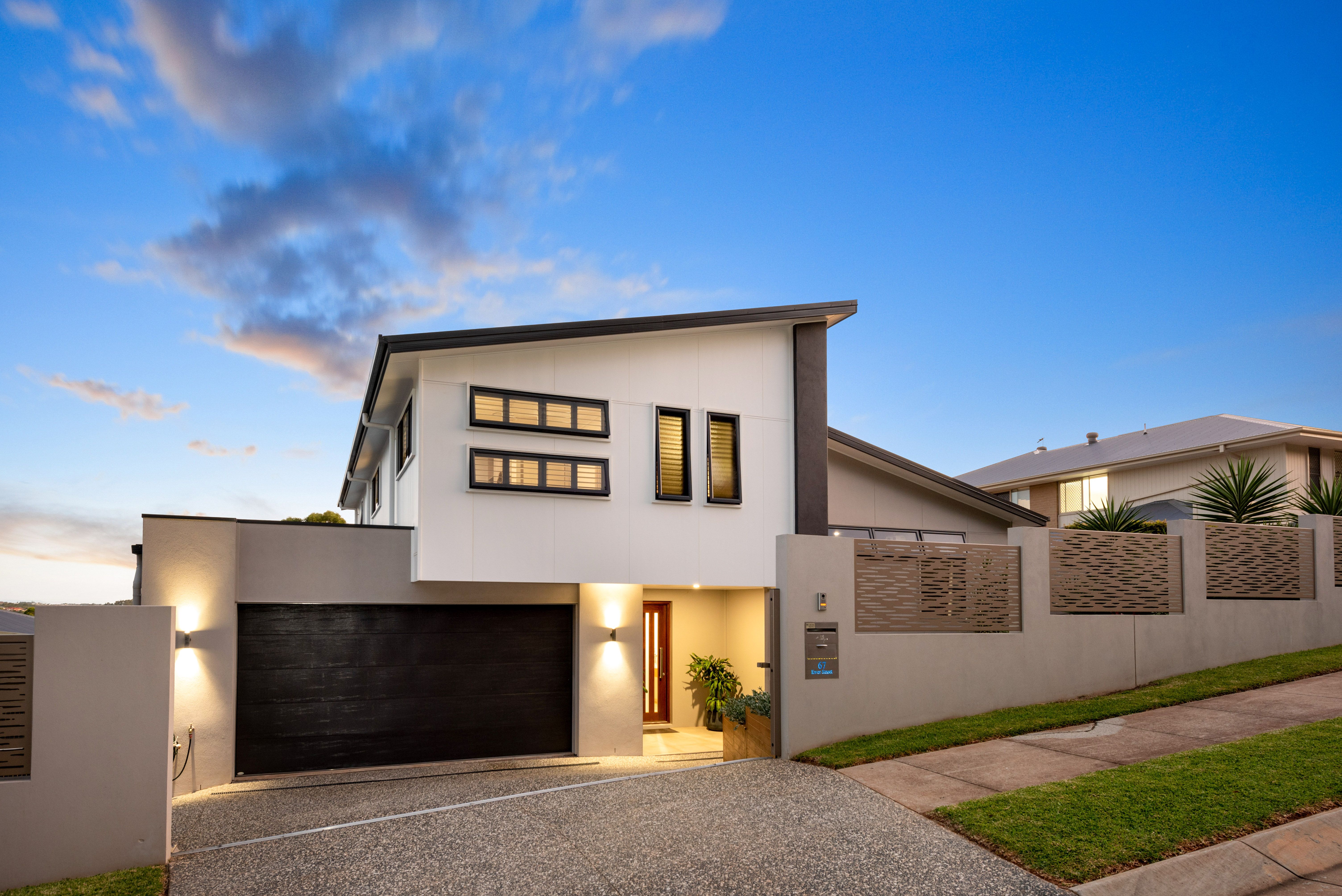 67 Ewer Street, Carindale QLD 4152