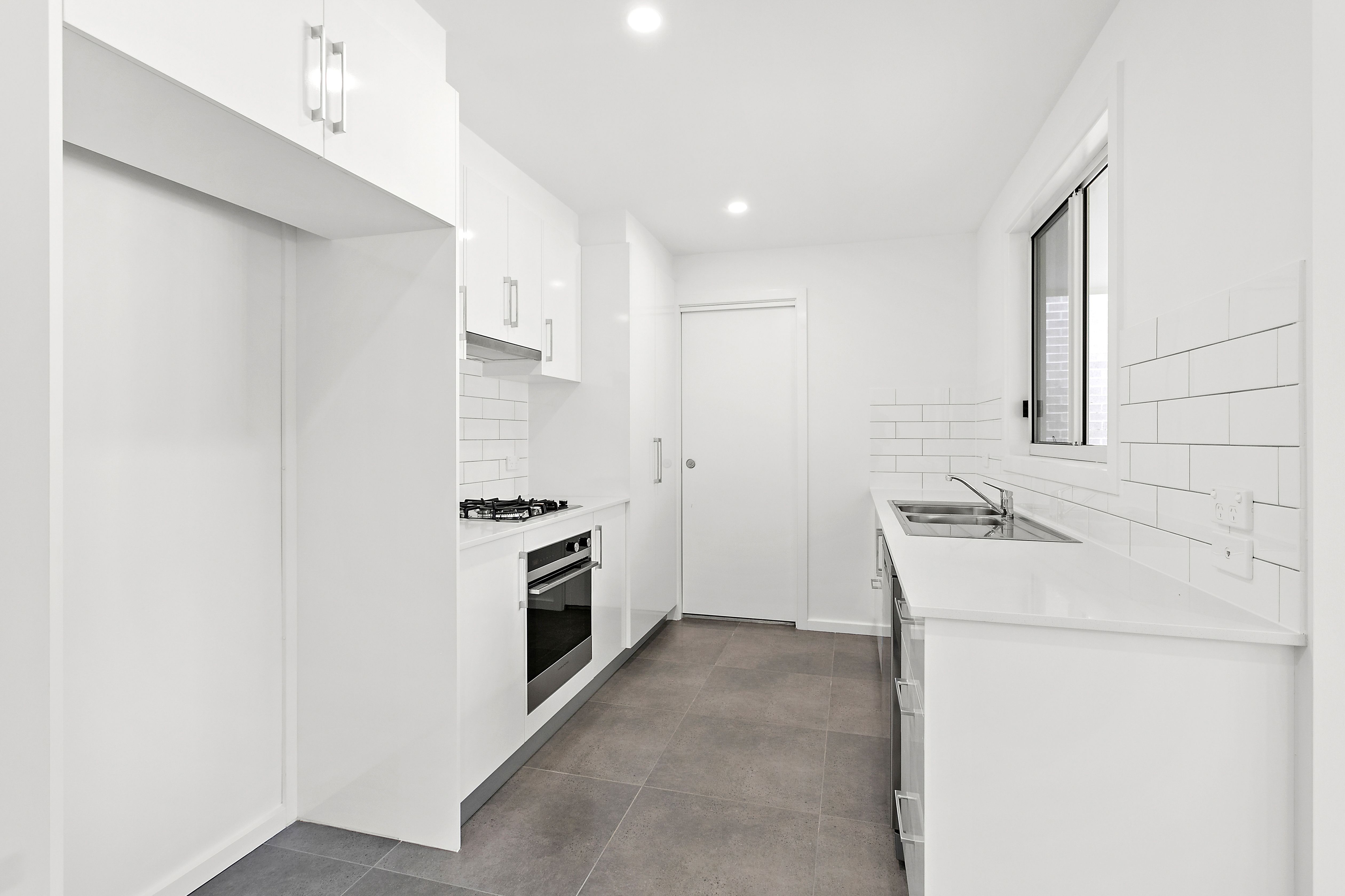 1 Fraser Crescent, Albion Park, NSW 2527
