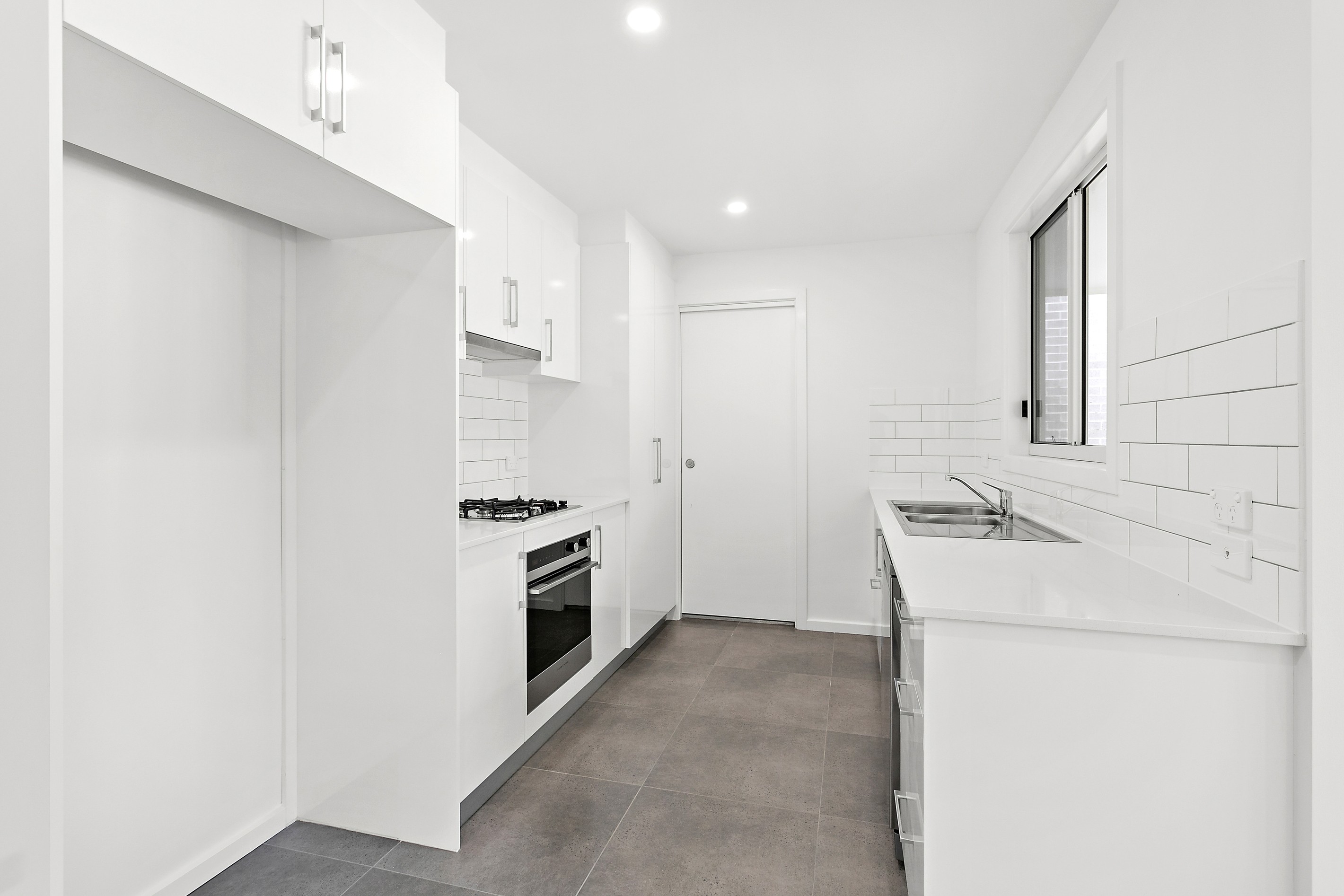 1 Fraser Crescent, Albion Park, NSW 2527