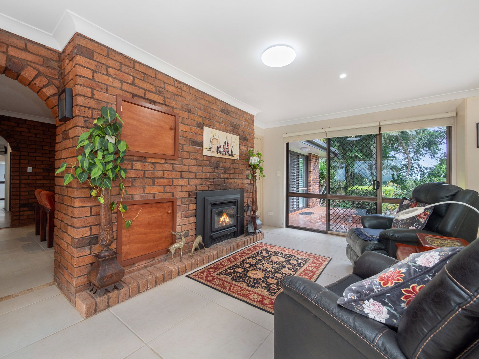 322 Alphadale Road — photo 3 of 29