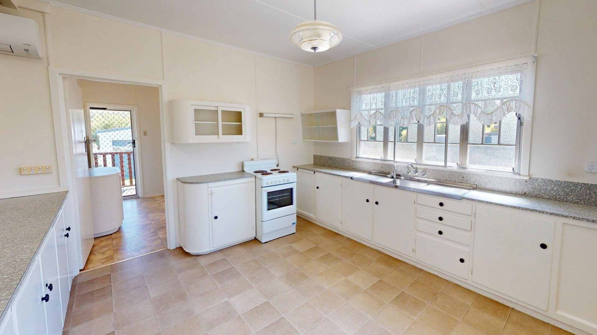 62 Barrow Street, Gayndah, QLD 4625