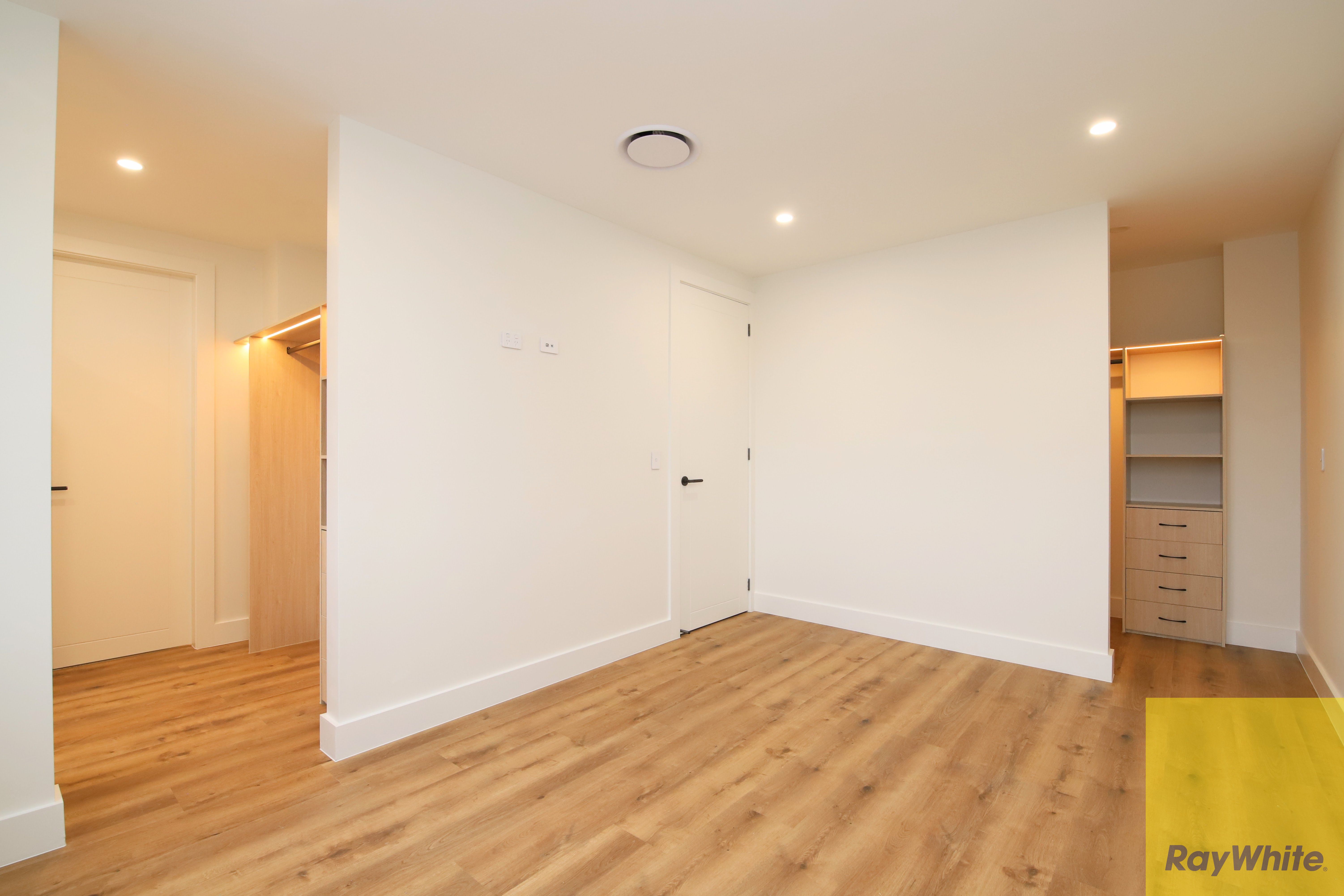 30B Hitter Avenue — photo 11 of 15