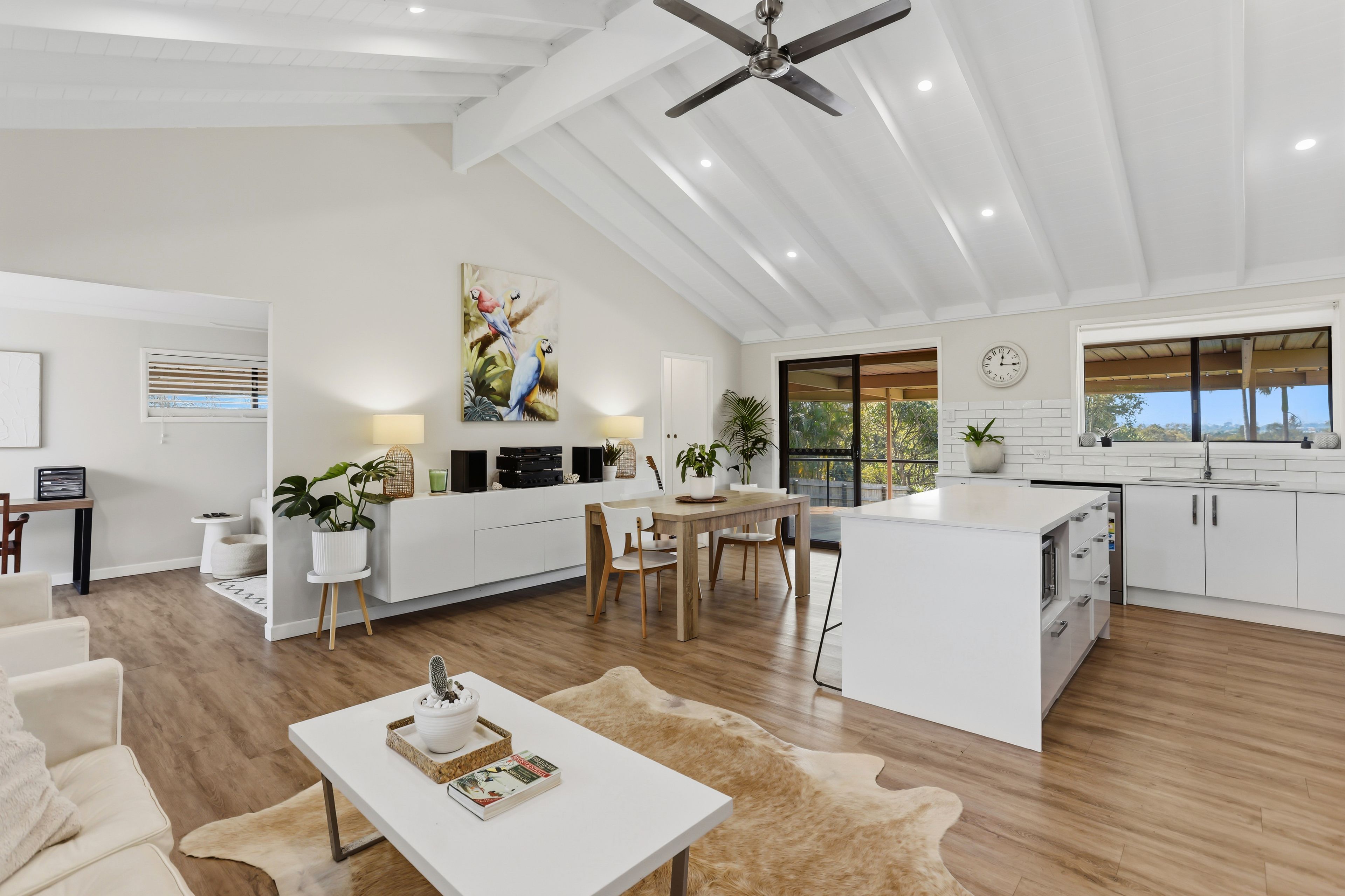 17 Murev Way, Carrara, QLD 4211