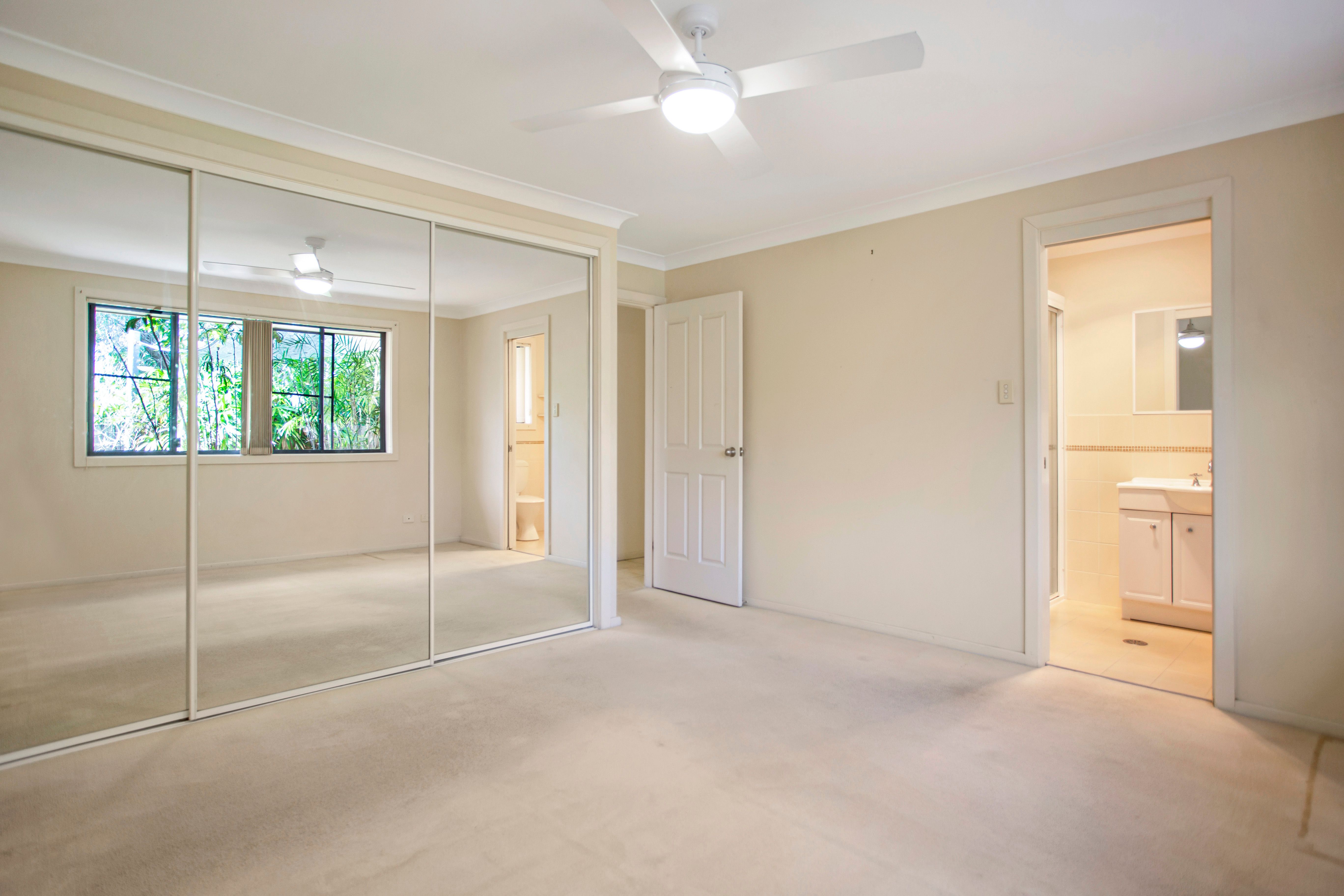 2/52 Myall Street — photo 7 of 24