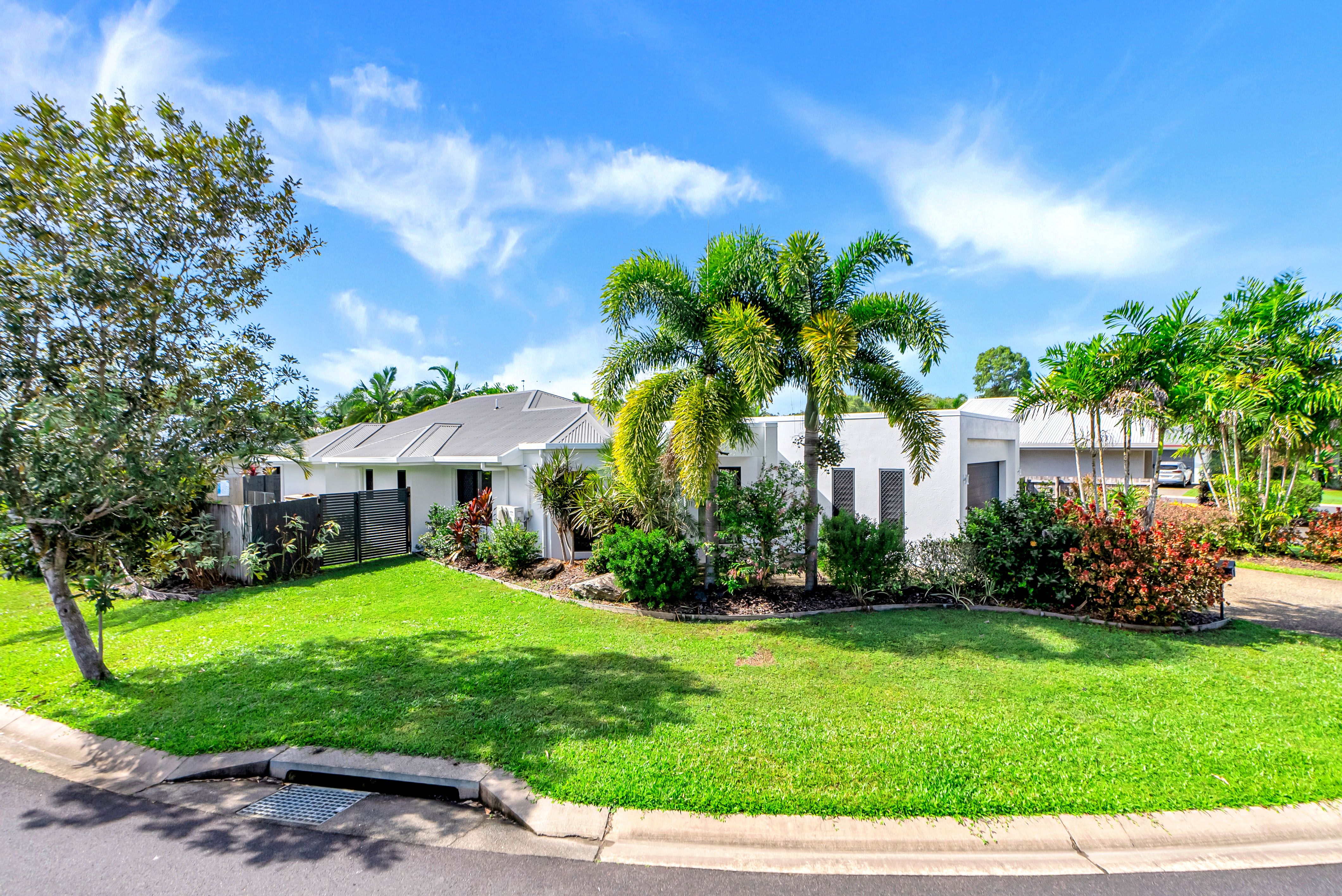 14 Coastline Parade, Trinity Beach, QLD 4879
