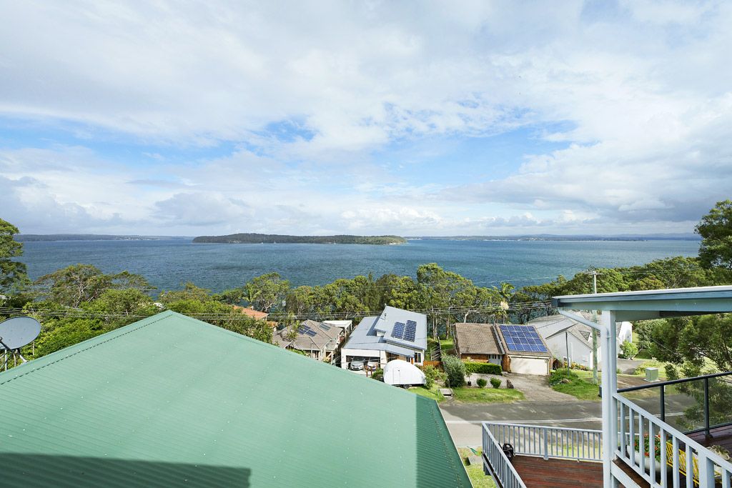 42 Crescent Road, Wangi Wangi, NSW 2267