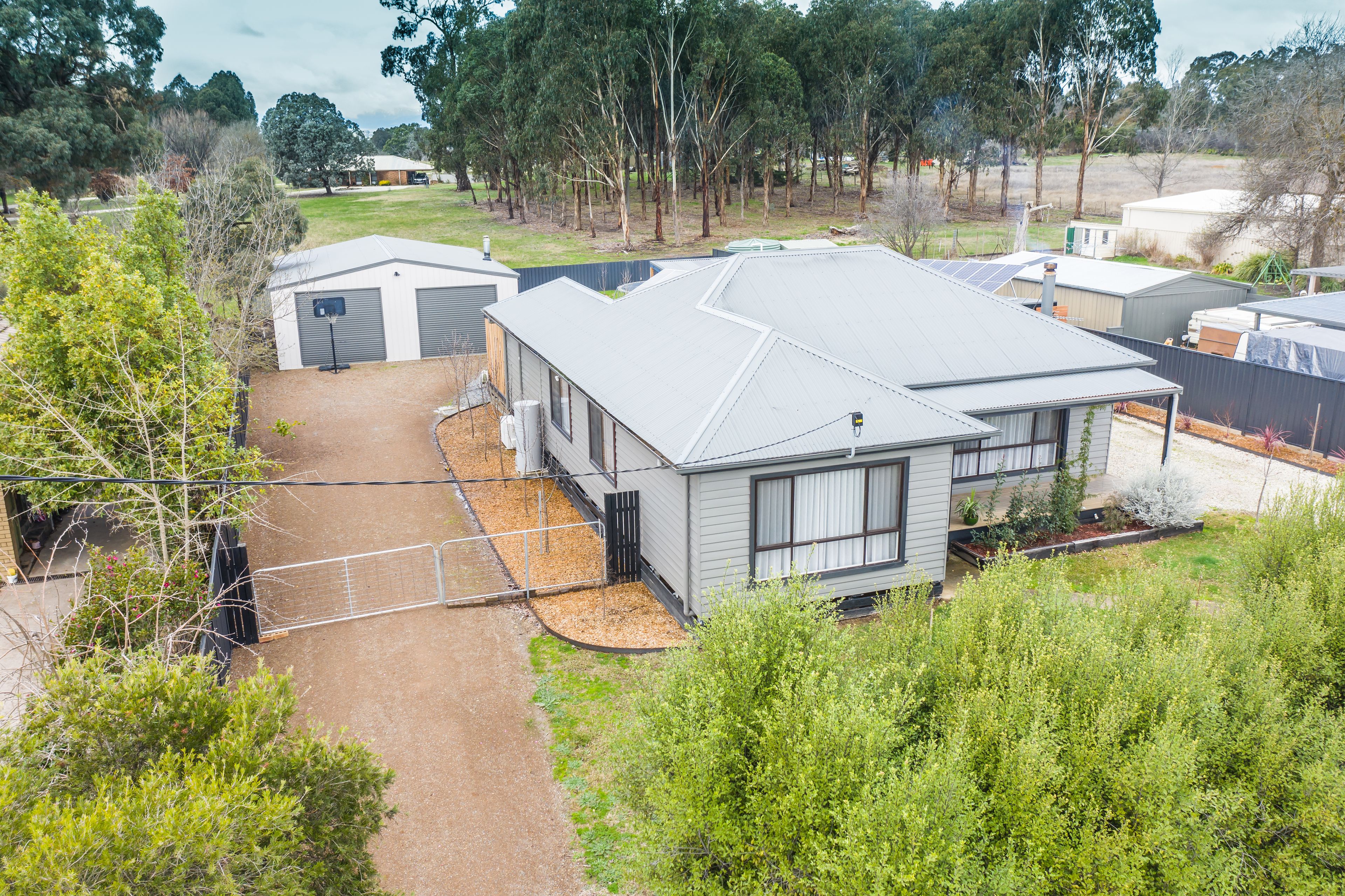 38 Highton Lane, Mansfield, VIC 3722