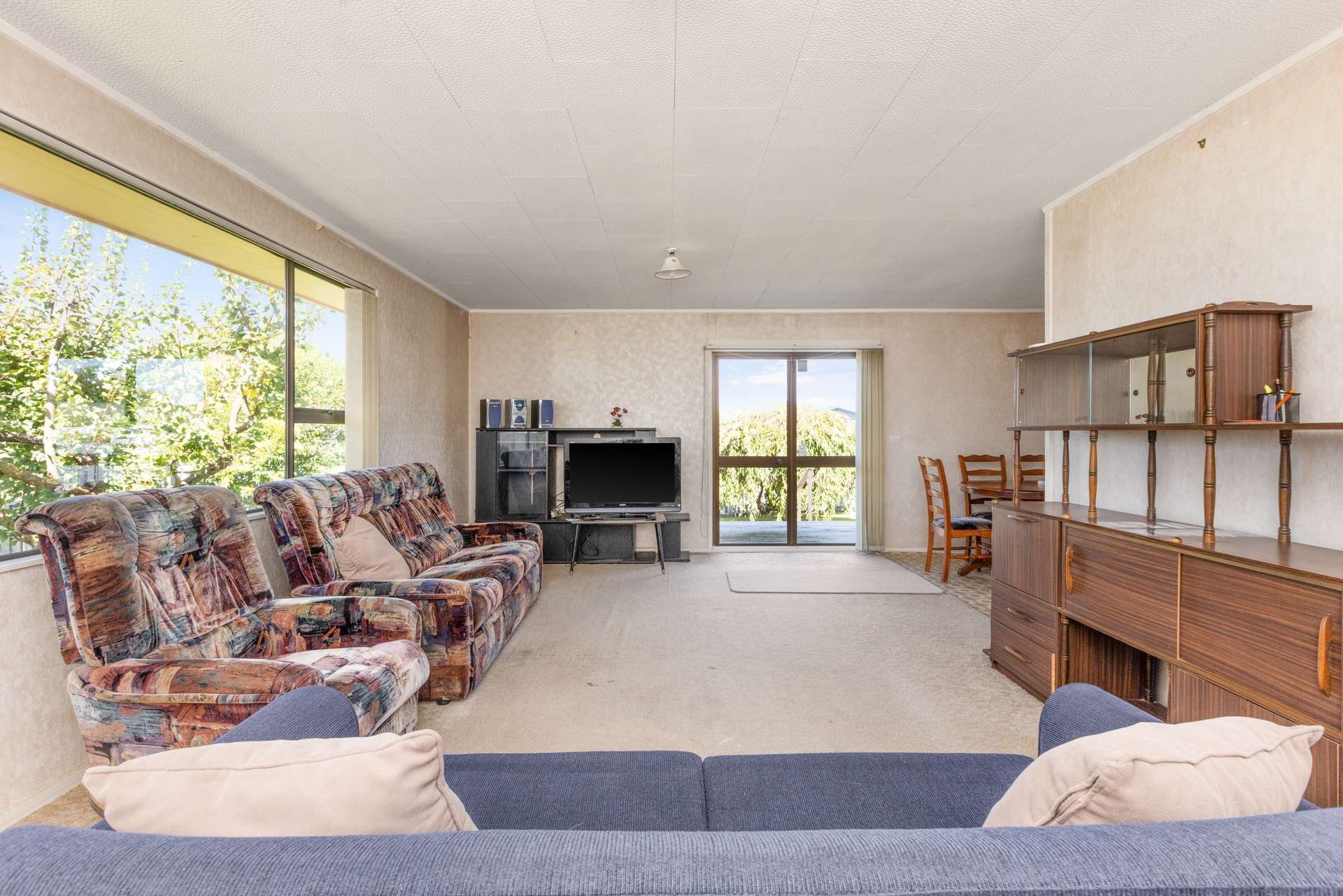 102 Tait Drive photo 1