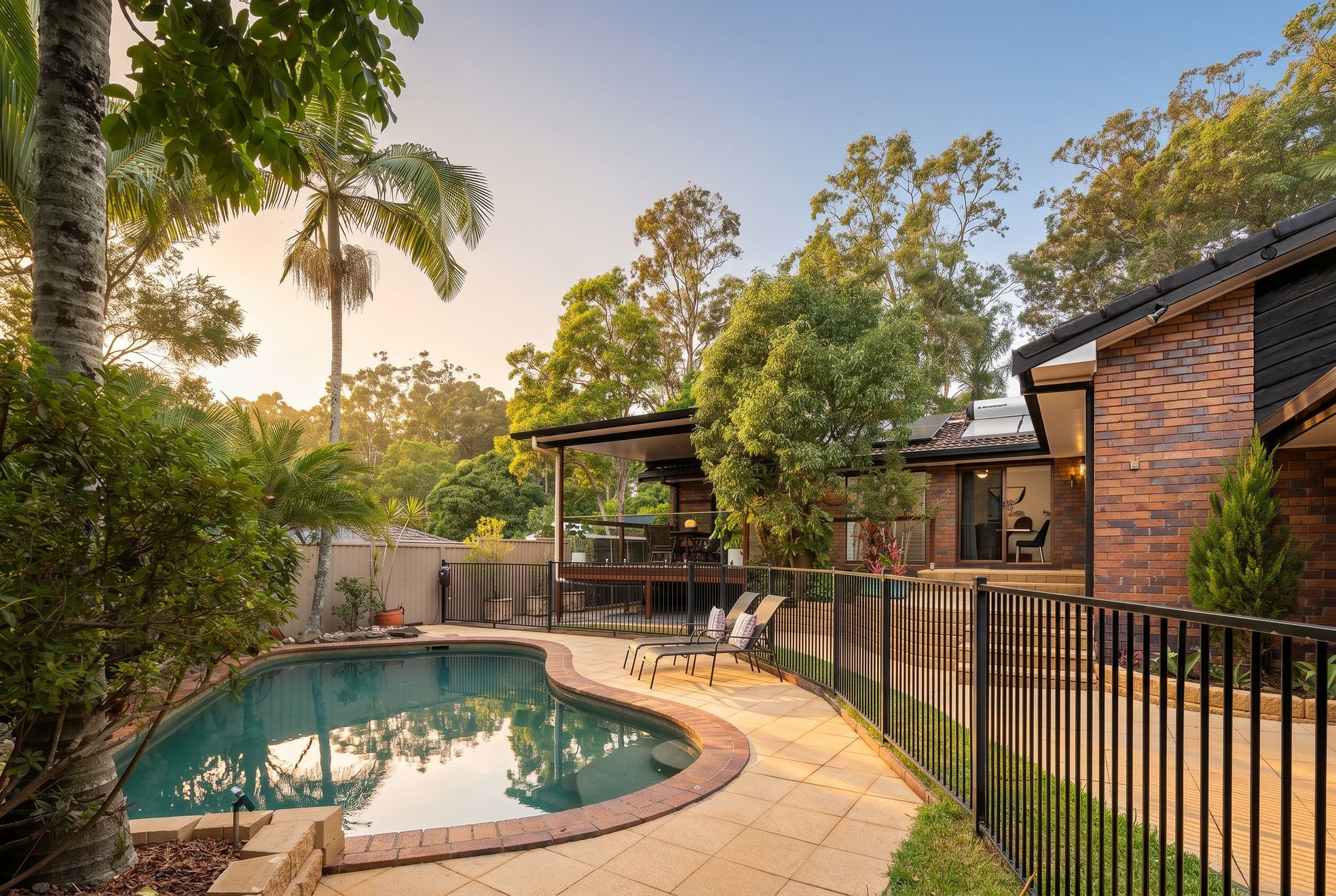 11 Minugh Court, Carrara QLD 4211