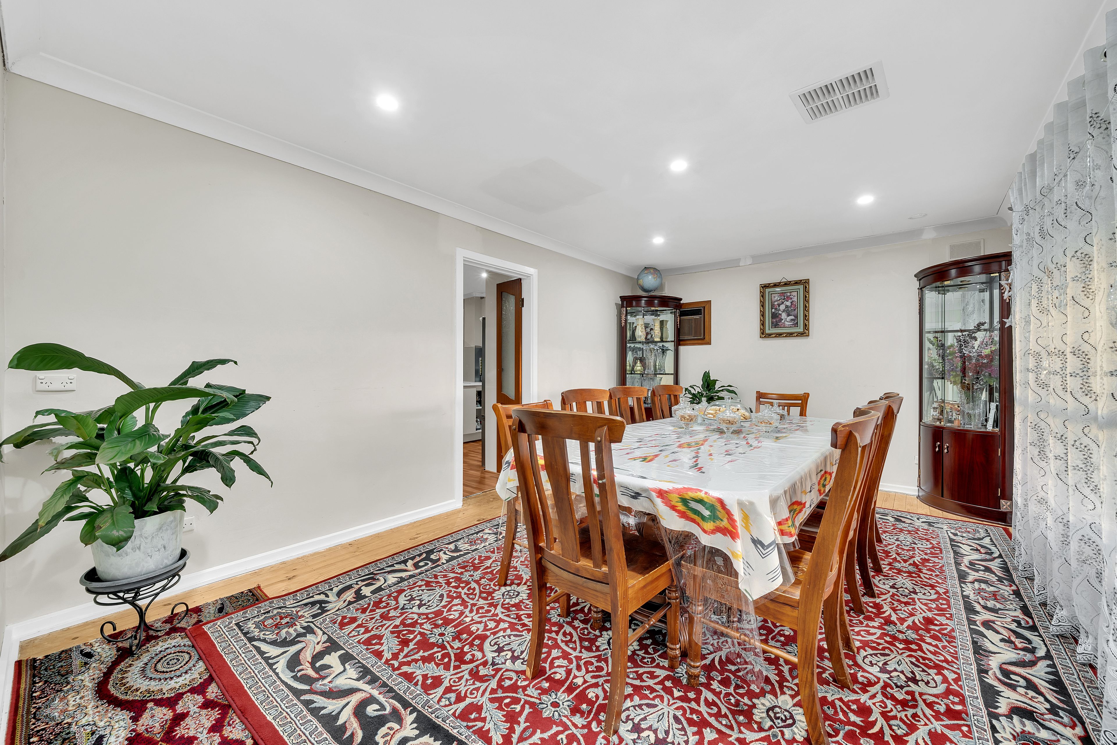 41 Kildonan Avenue — photo 10 of 23