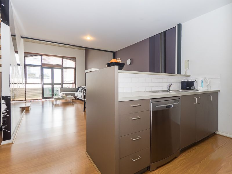41/569 Wellington Street — photo 9 of 14