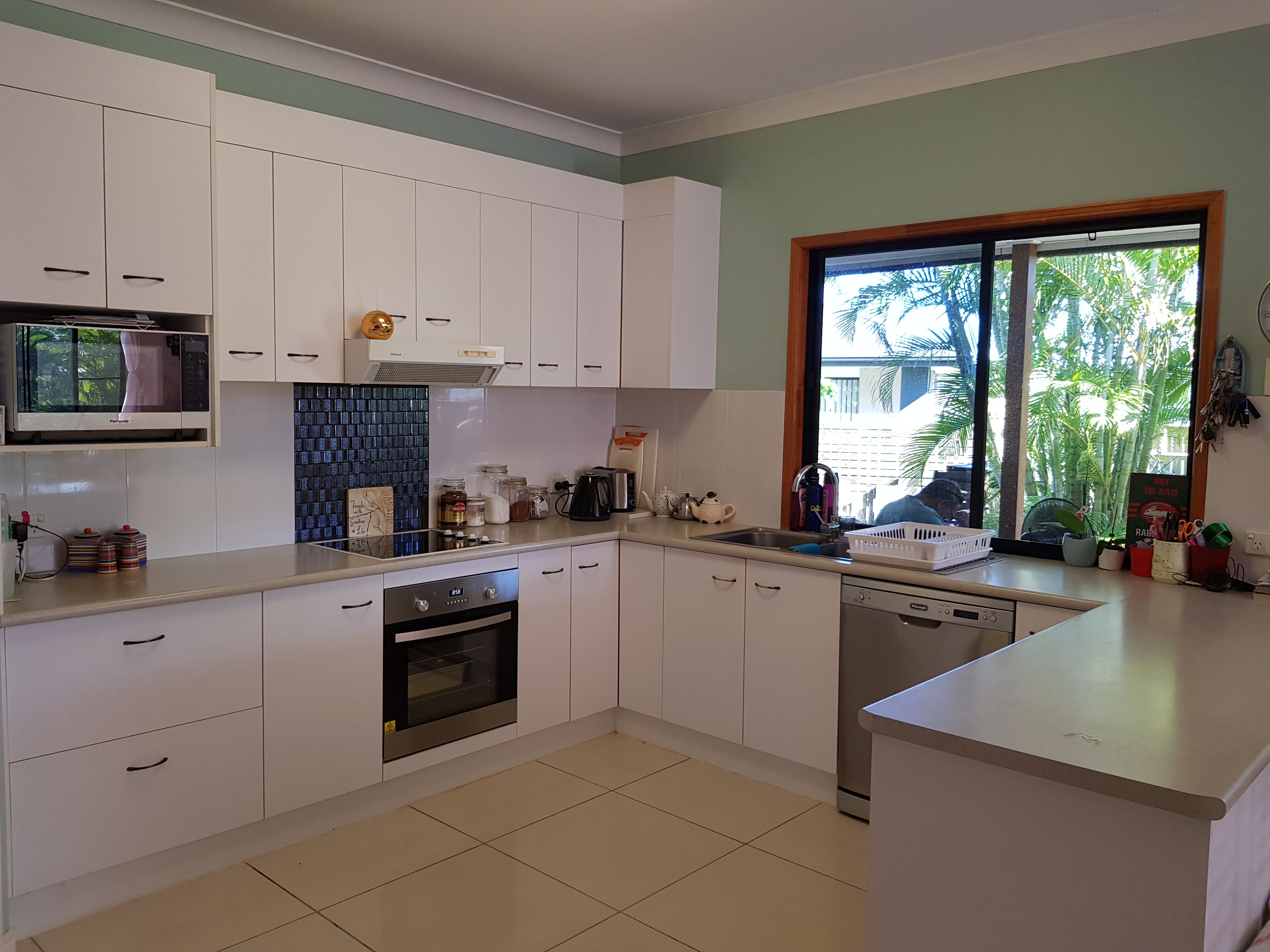3 Tulipwood Place, Coral Cove, QLD 4670