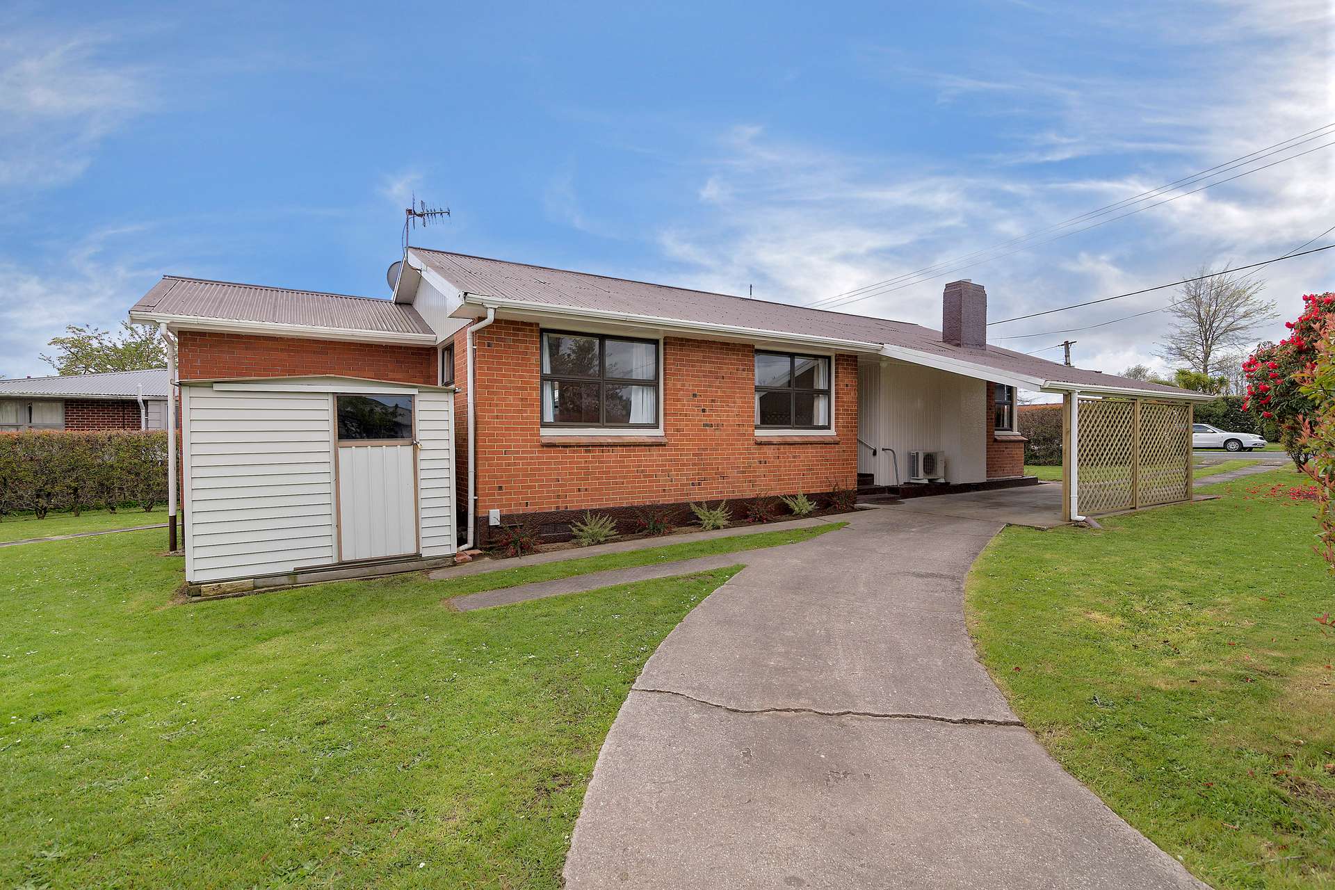 5A Iles Road photo 19