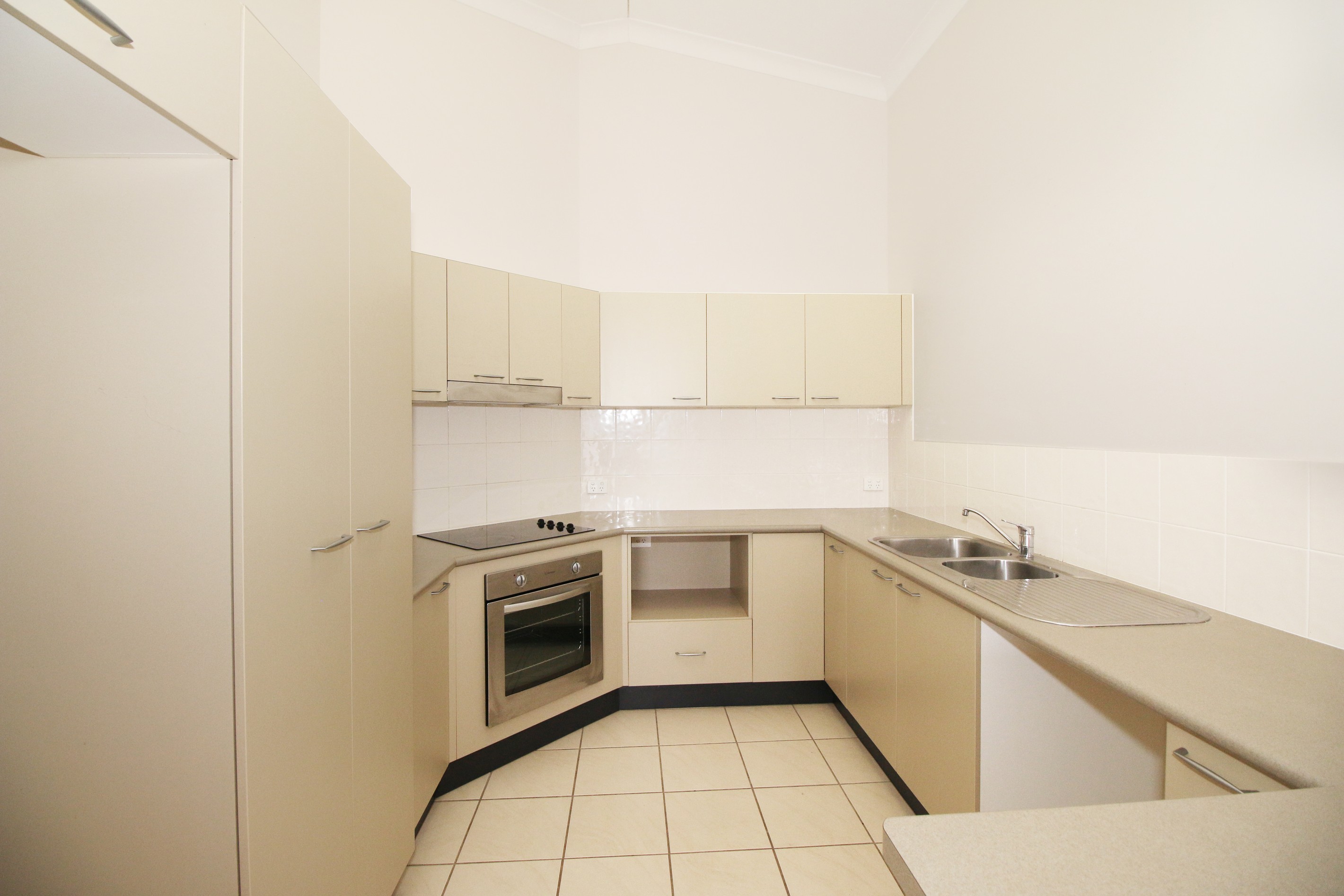 54 Warbler Crescent, Douglas, QLD 4814