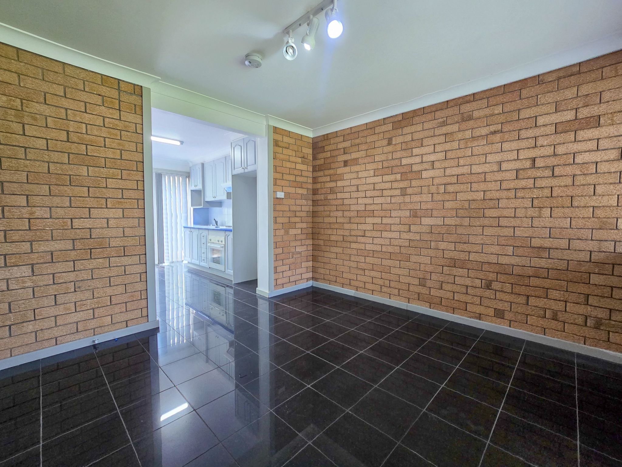 20 Denison Street — photo 11 of 16