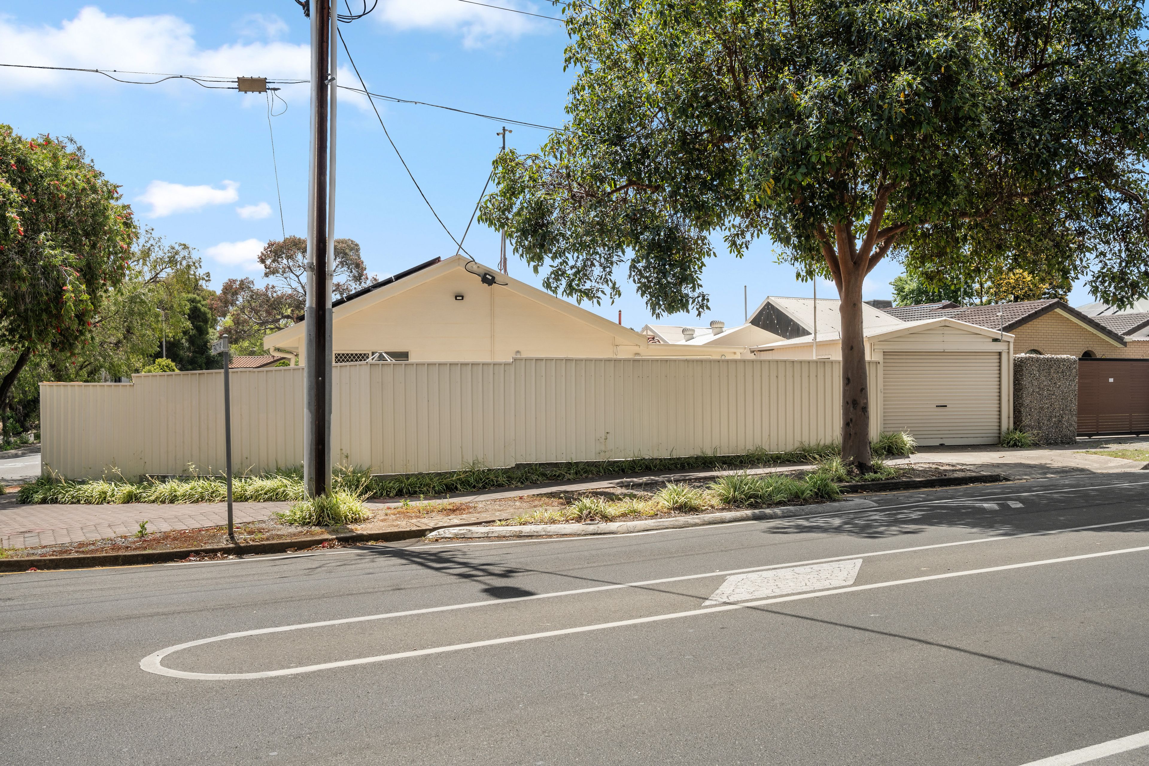 1 Tracy Avenue — photo 3 of 30