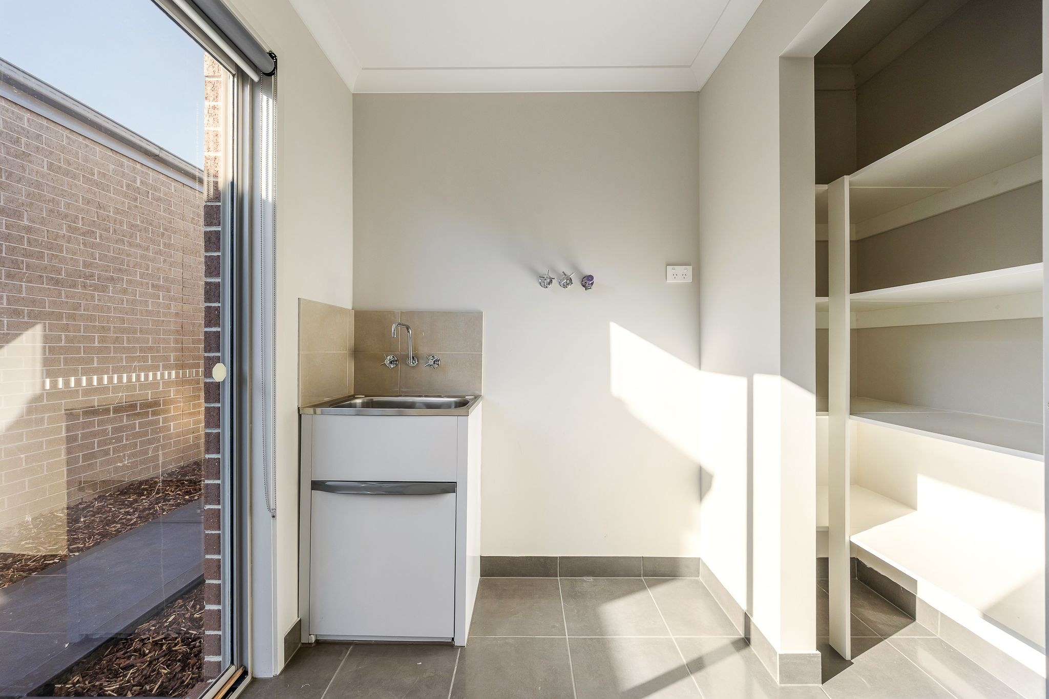 8 Everard Avenue — photo 16 of 19