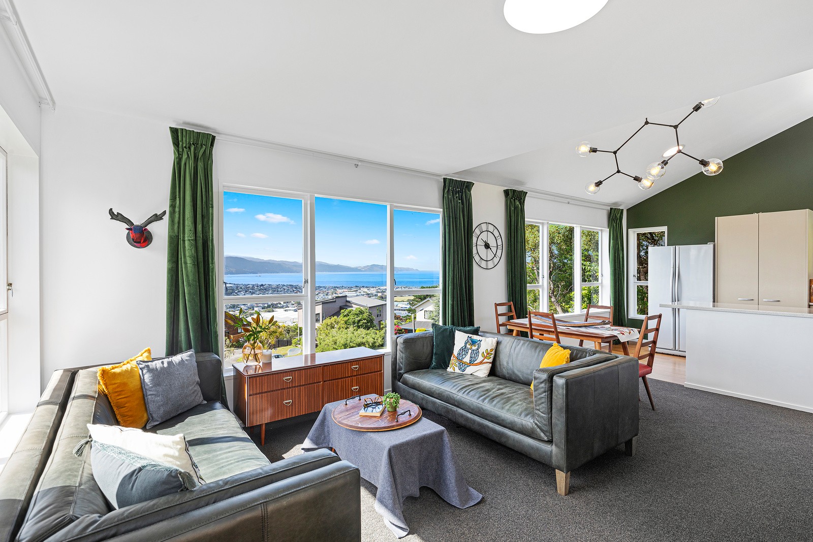 1 Jacaranda Grove, Maungaraki, Lower Hutt City