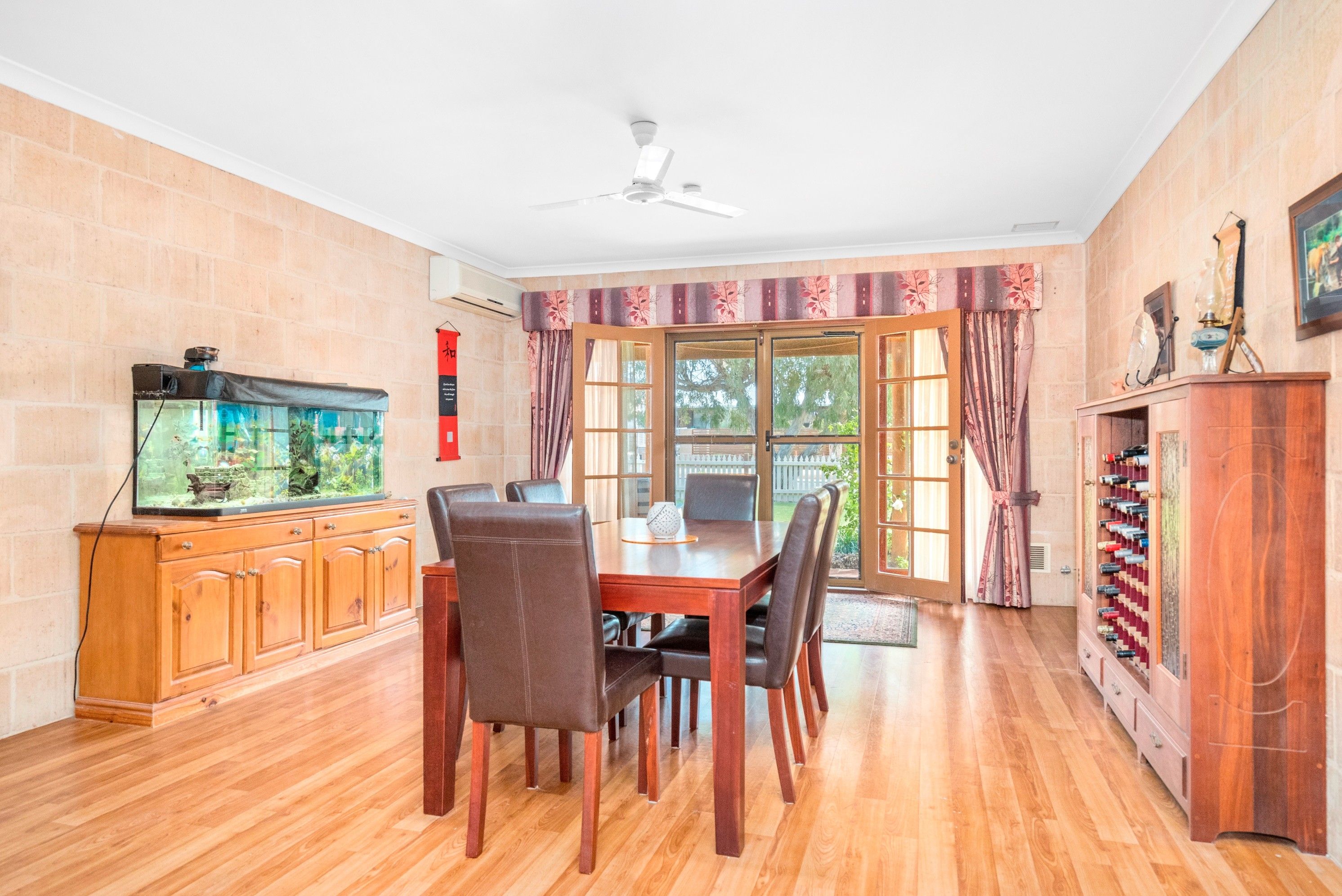 6 Torquay Place — photo 4 of 16