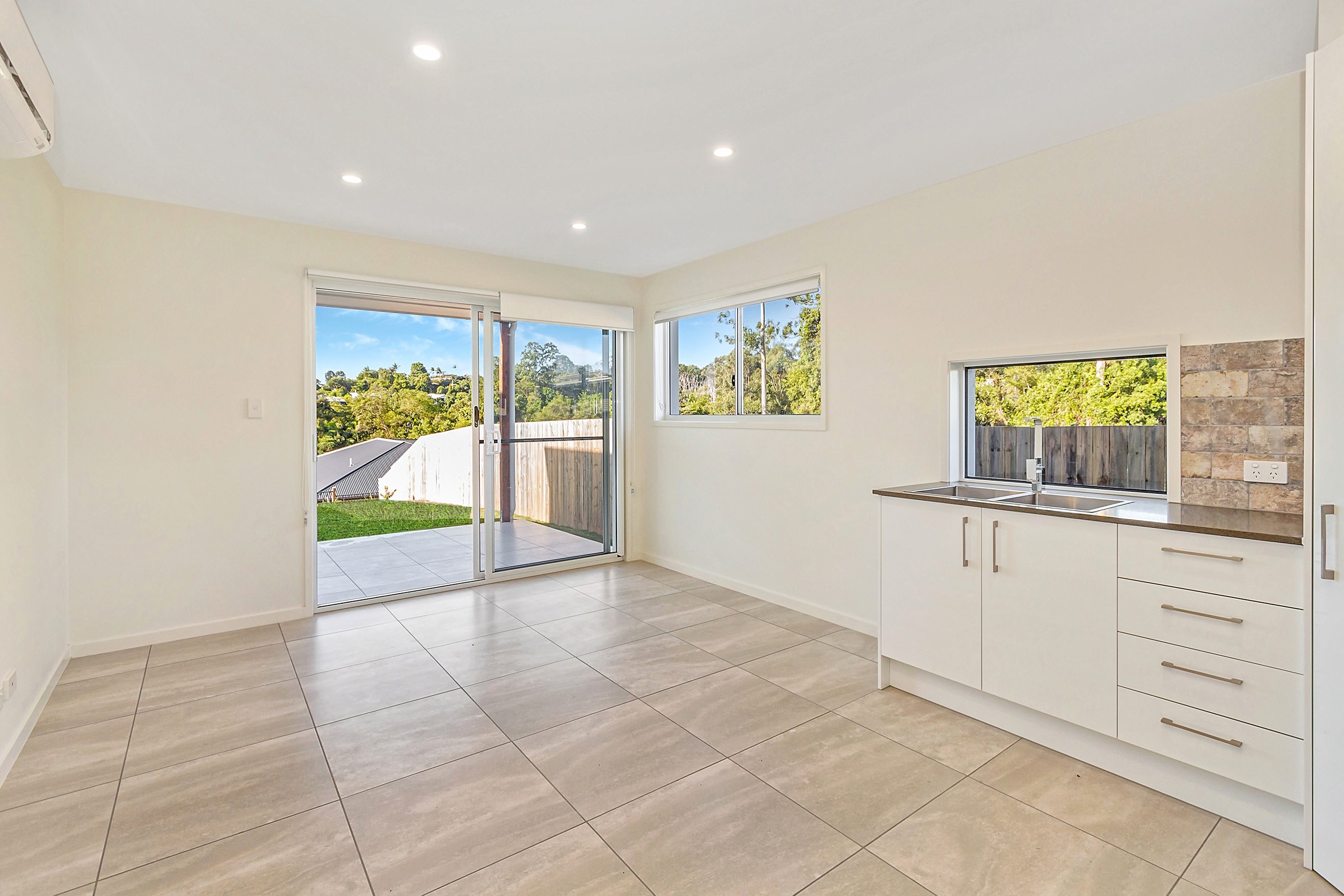2/6 Horizon Way, Woombye, QLD 4559