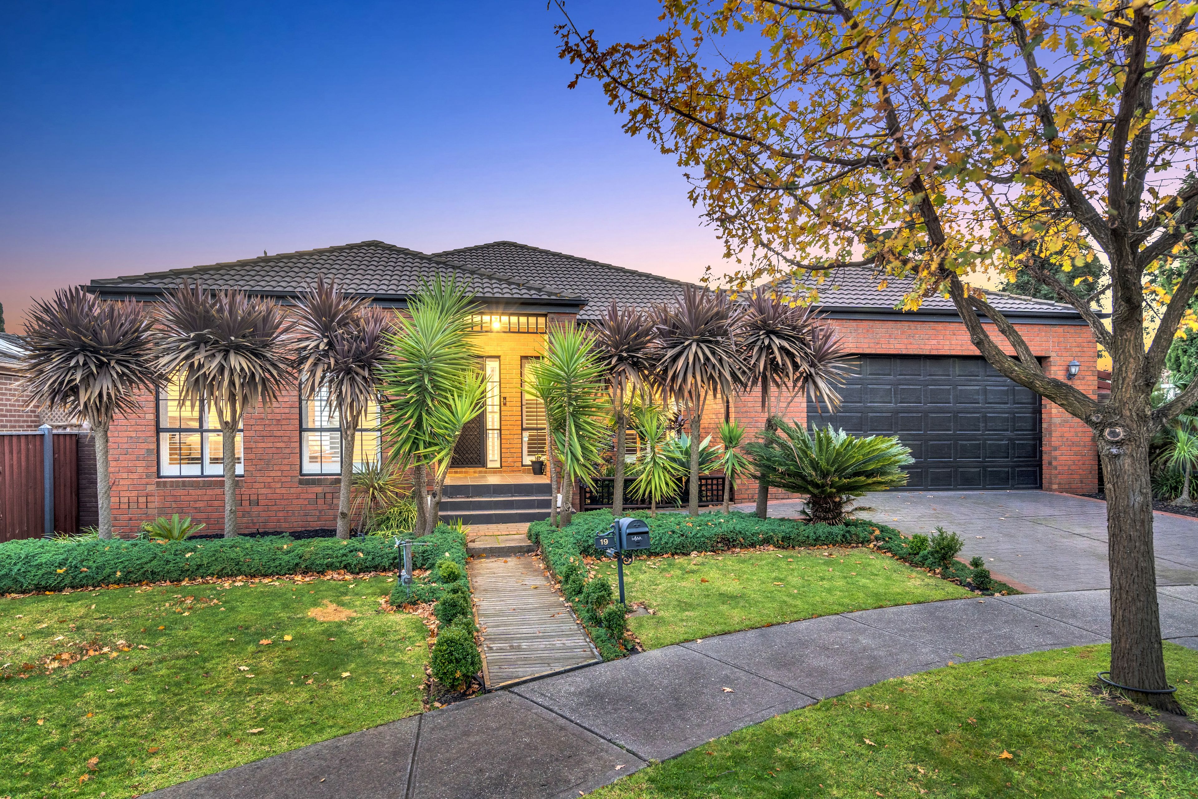 19 Oakville Place, Craigieburn, VIC 3064