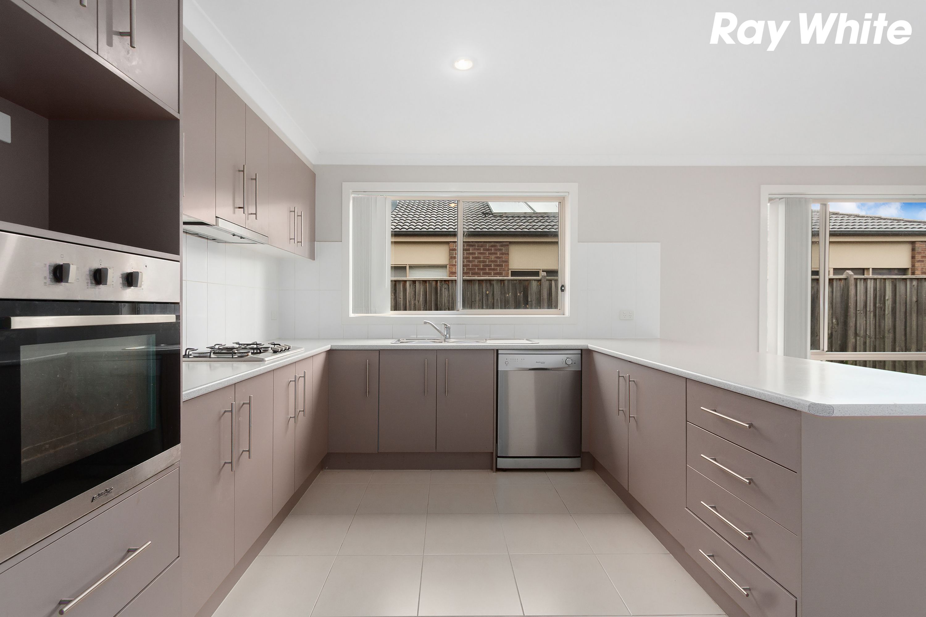 8 Ramel Way, Pakenham, VIC 3810