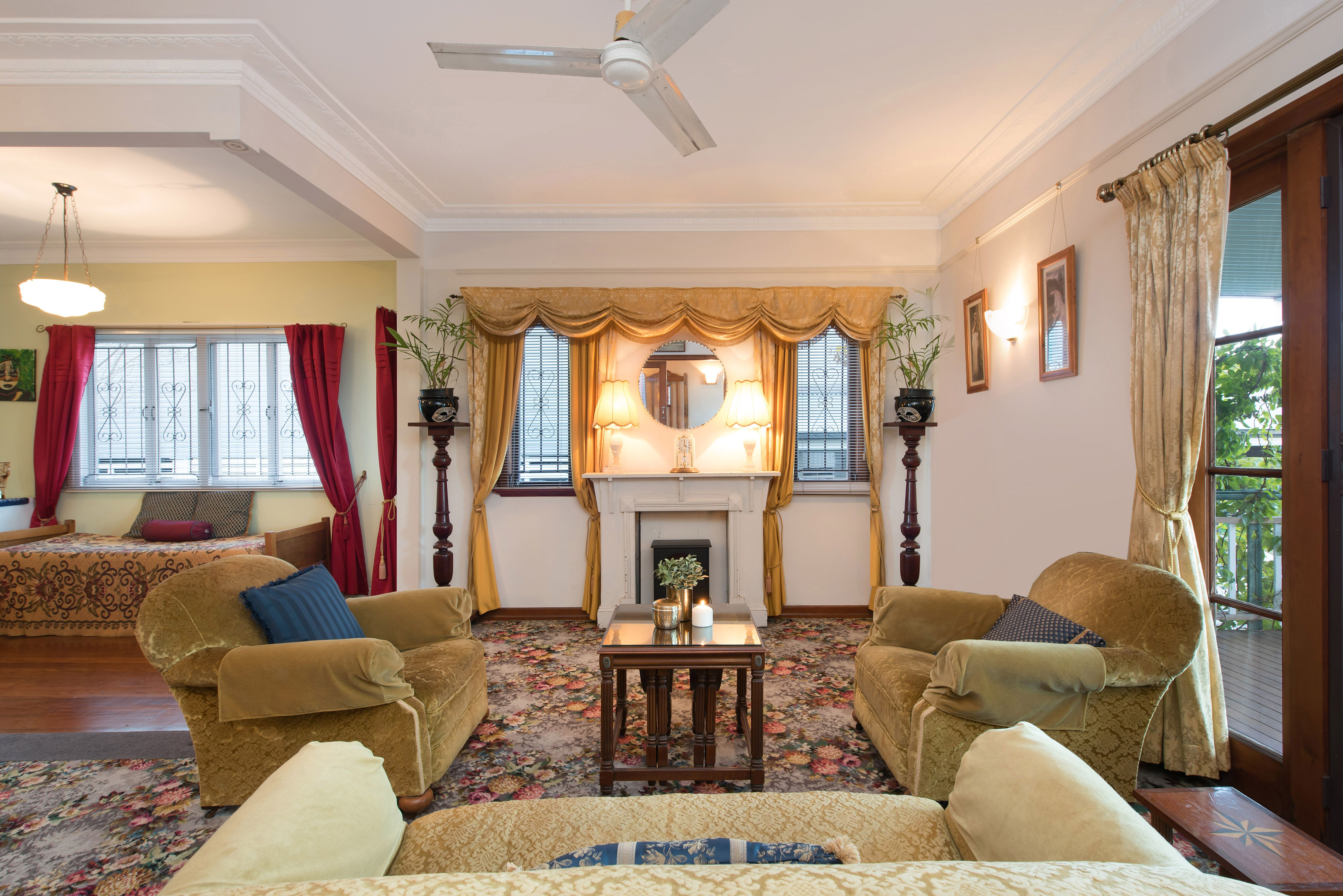 21 Thomas Street, Camp Hill, QLD 4152