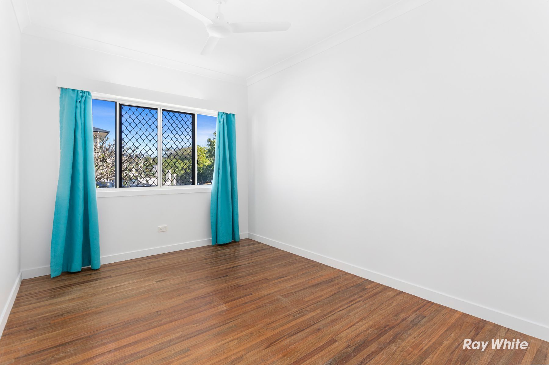 9 Chrisney Street — photo 5 of 12
