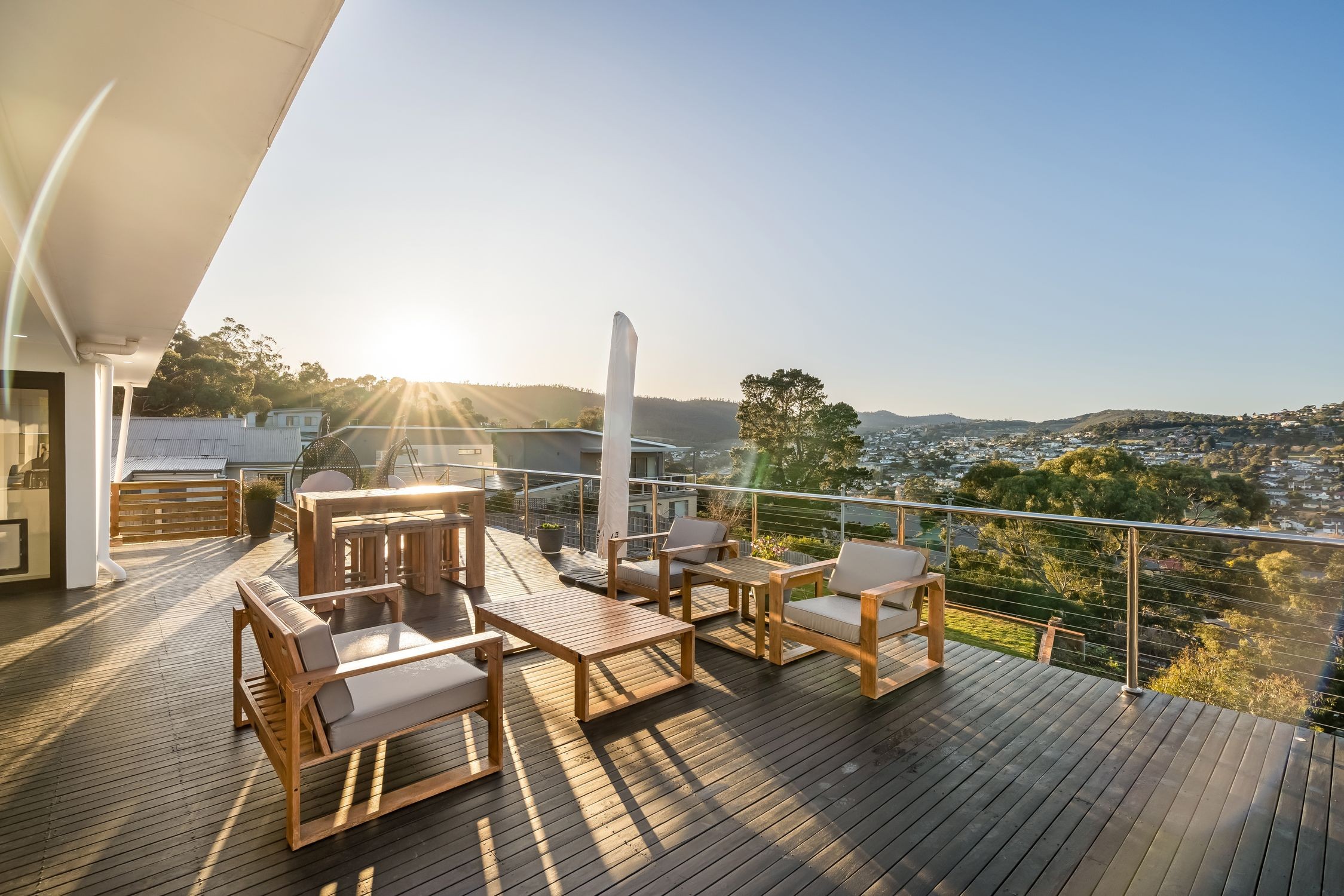 58 Gordons Hill Road, Lindisfarne, TAS 7015