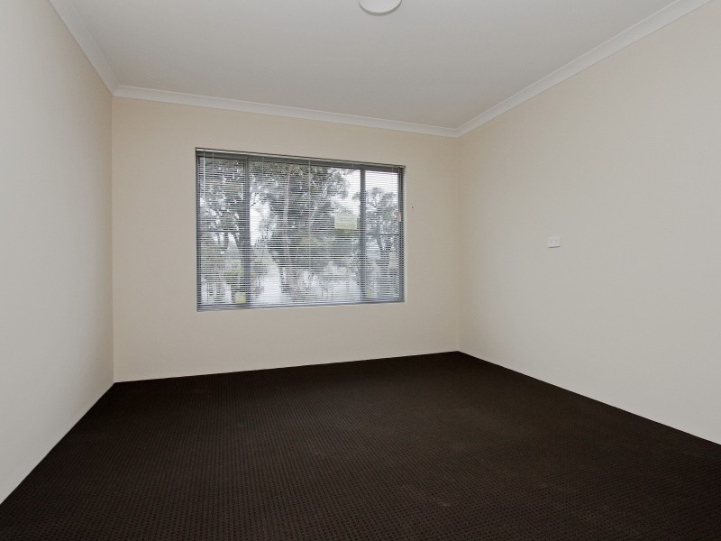 15 Sunridge Close, Caversham, WA 6055
