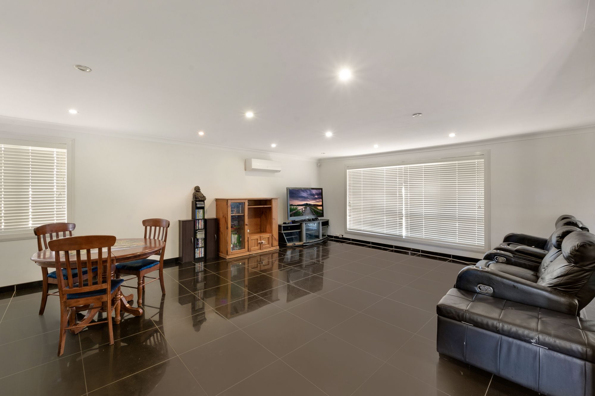 Bradbury, NSW 2560