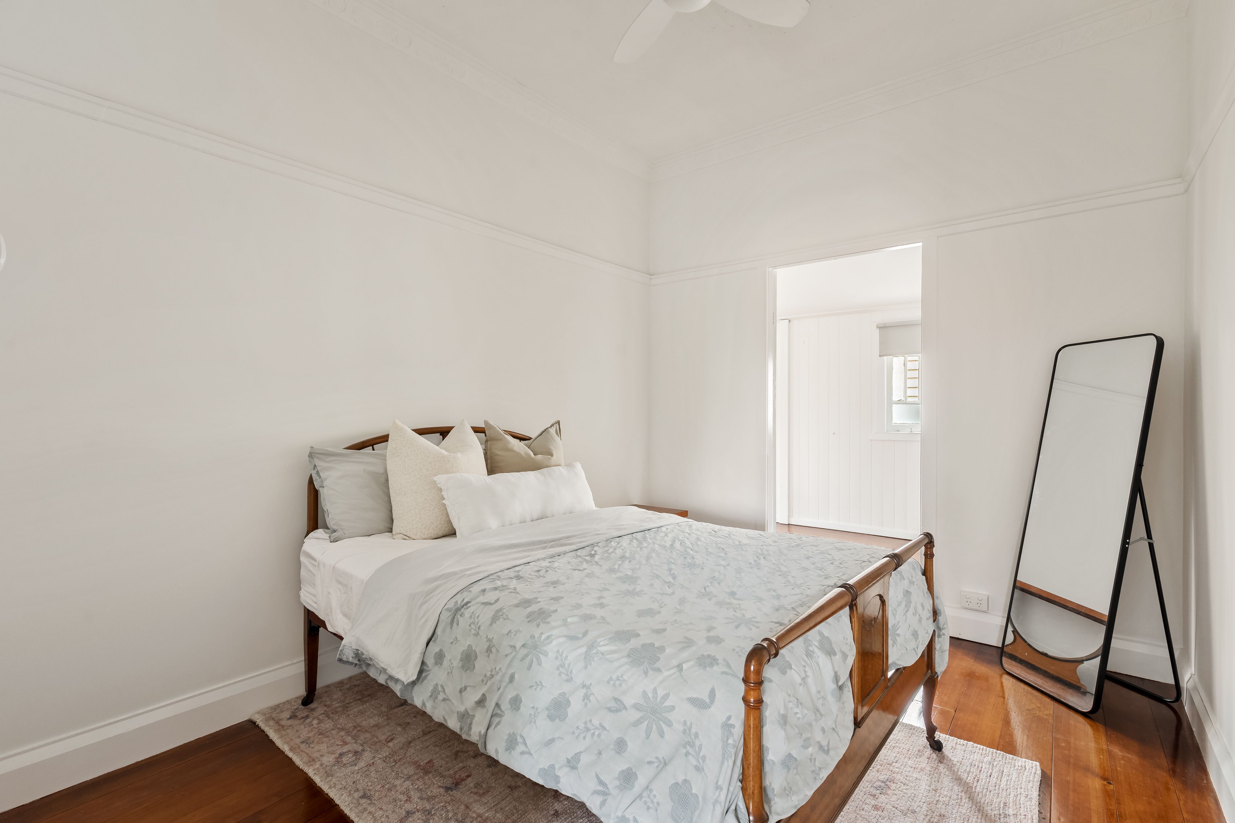 23 Crawford Avenue — photo 6 of 15