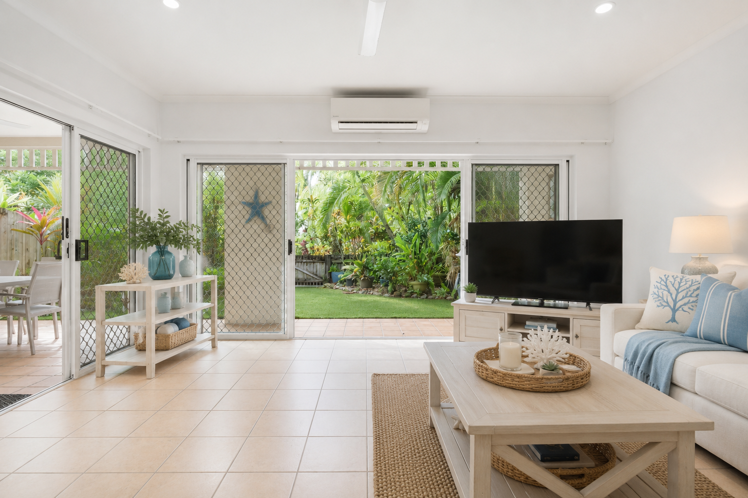 28/24 Warren Street — photo from Ray White Cairns