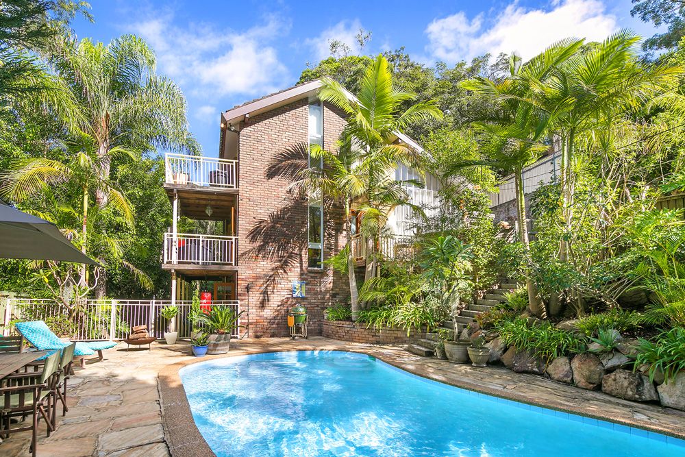 63 The Comenarra Parkway