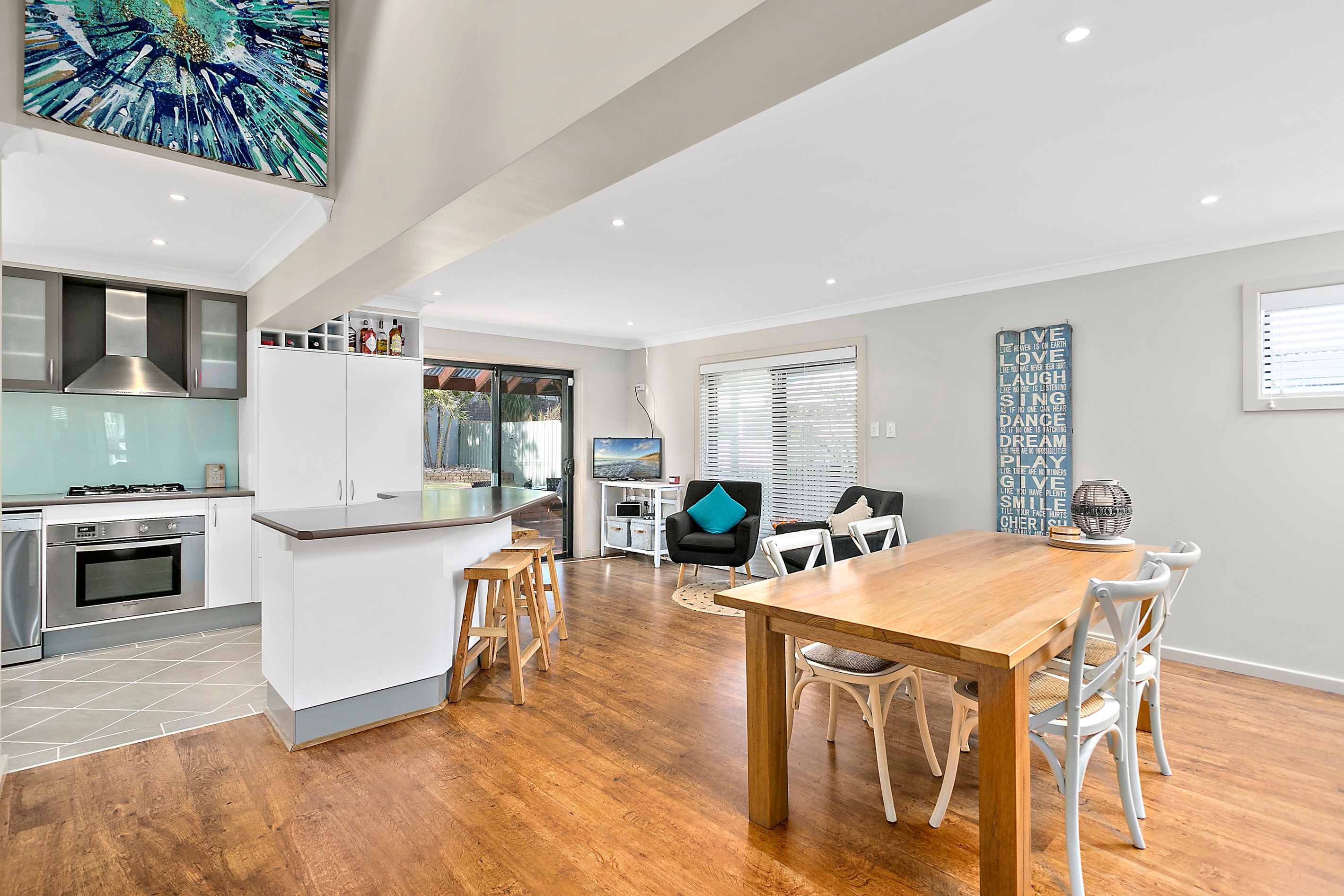 63 Osborne Parade, Warilla, NSW 2528