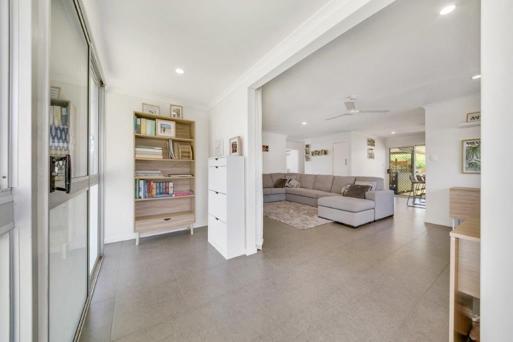 36 John Dory Drive, Toolooa, QLD 4680