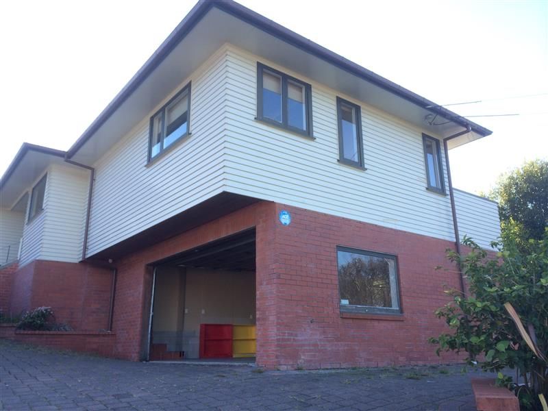 24 Glenfern Road, Mellons Bay, Manukau City