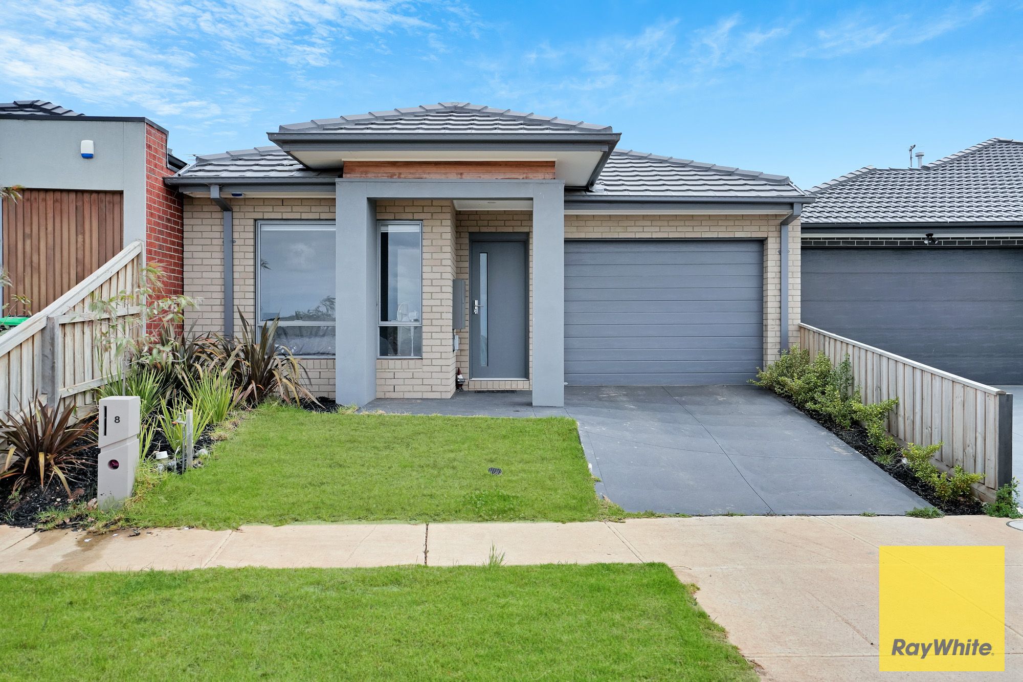 8 Reverence Drive, Rockbank VIC 3335