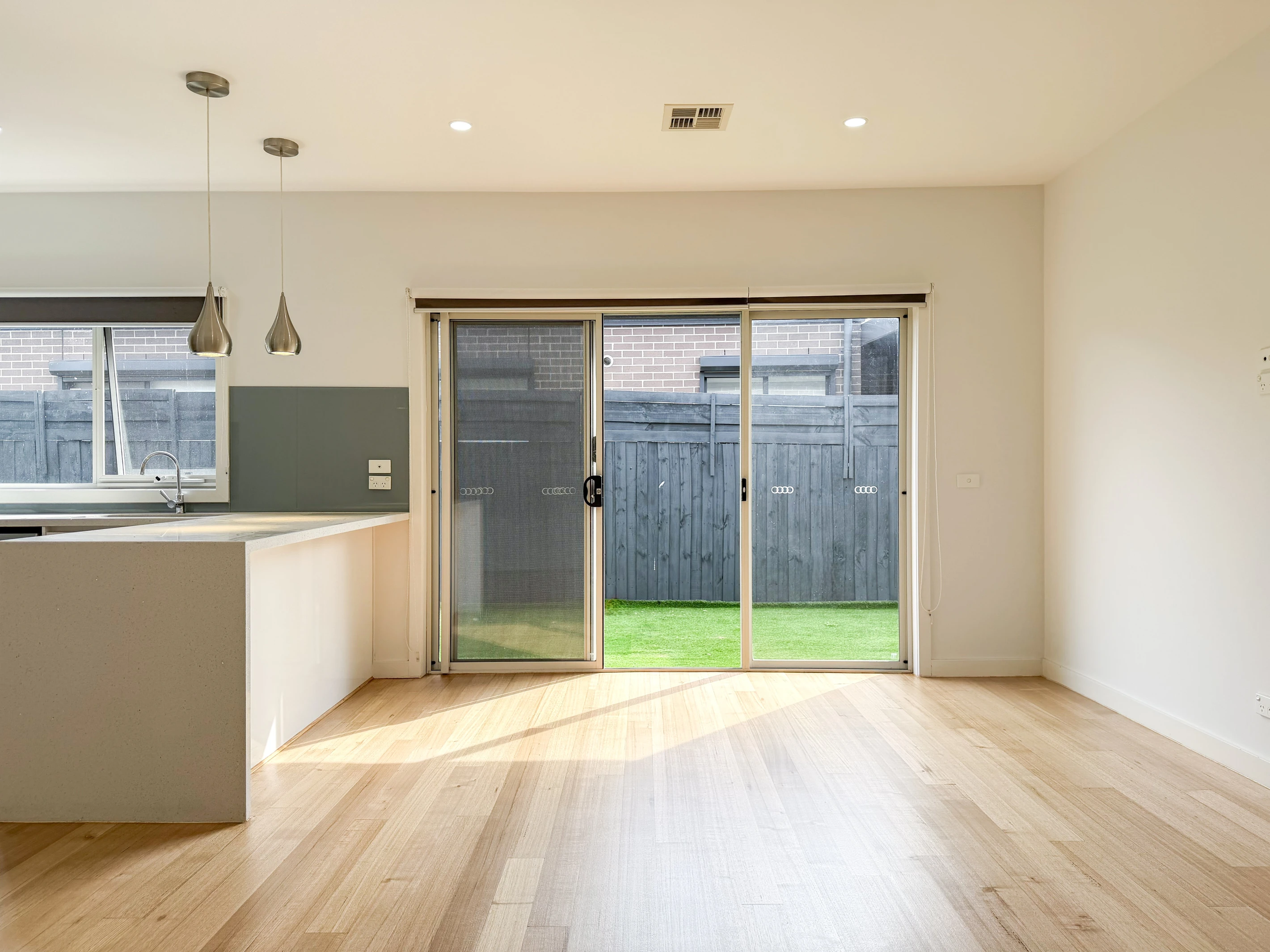 2/104 Daley Street, Glenroy, VIC 3046