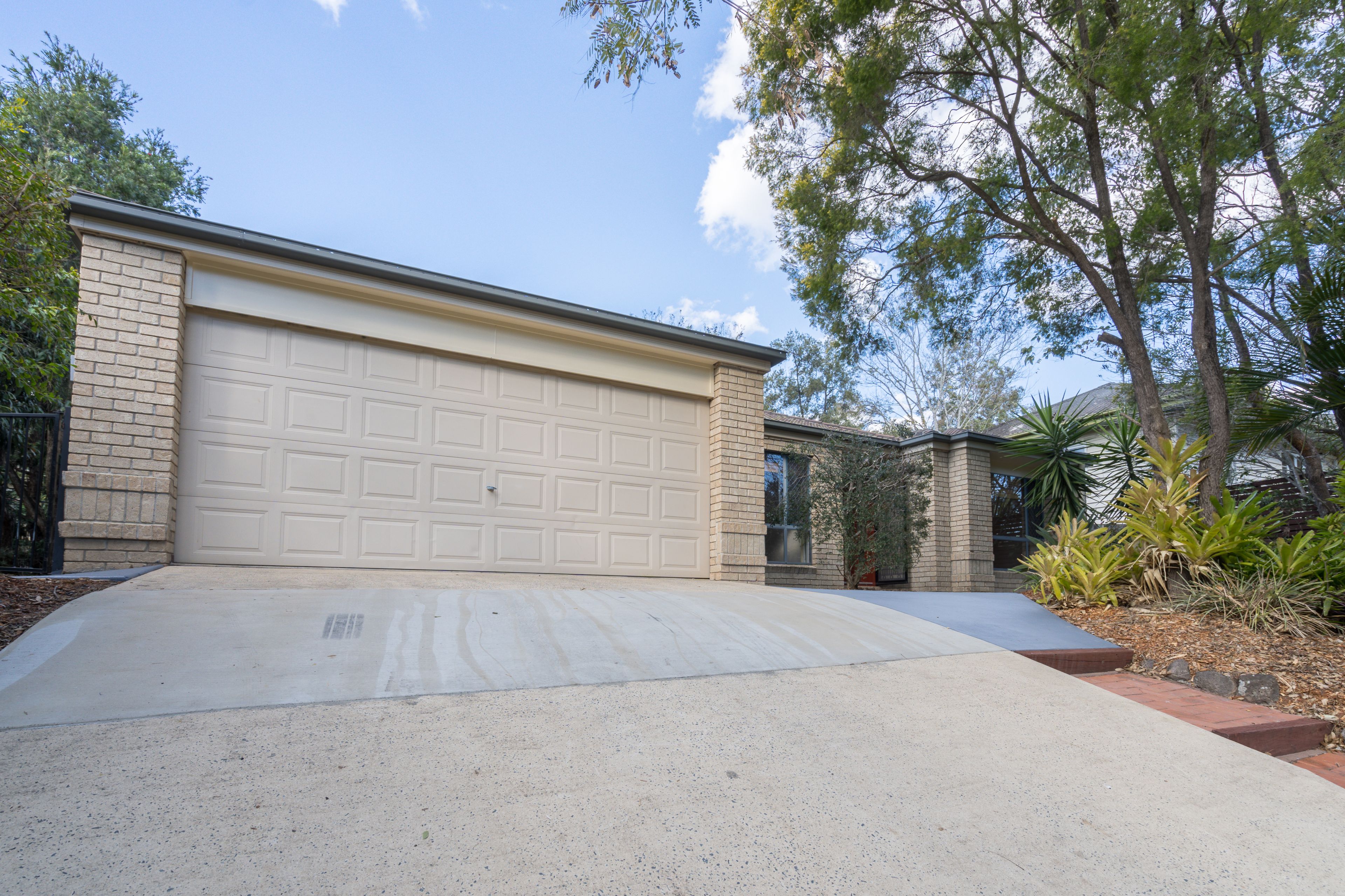 11 Beatty Street, Coalfalls, QLD 4305