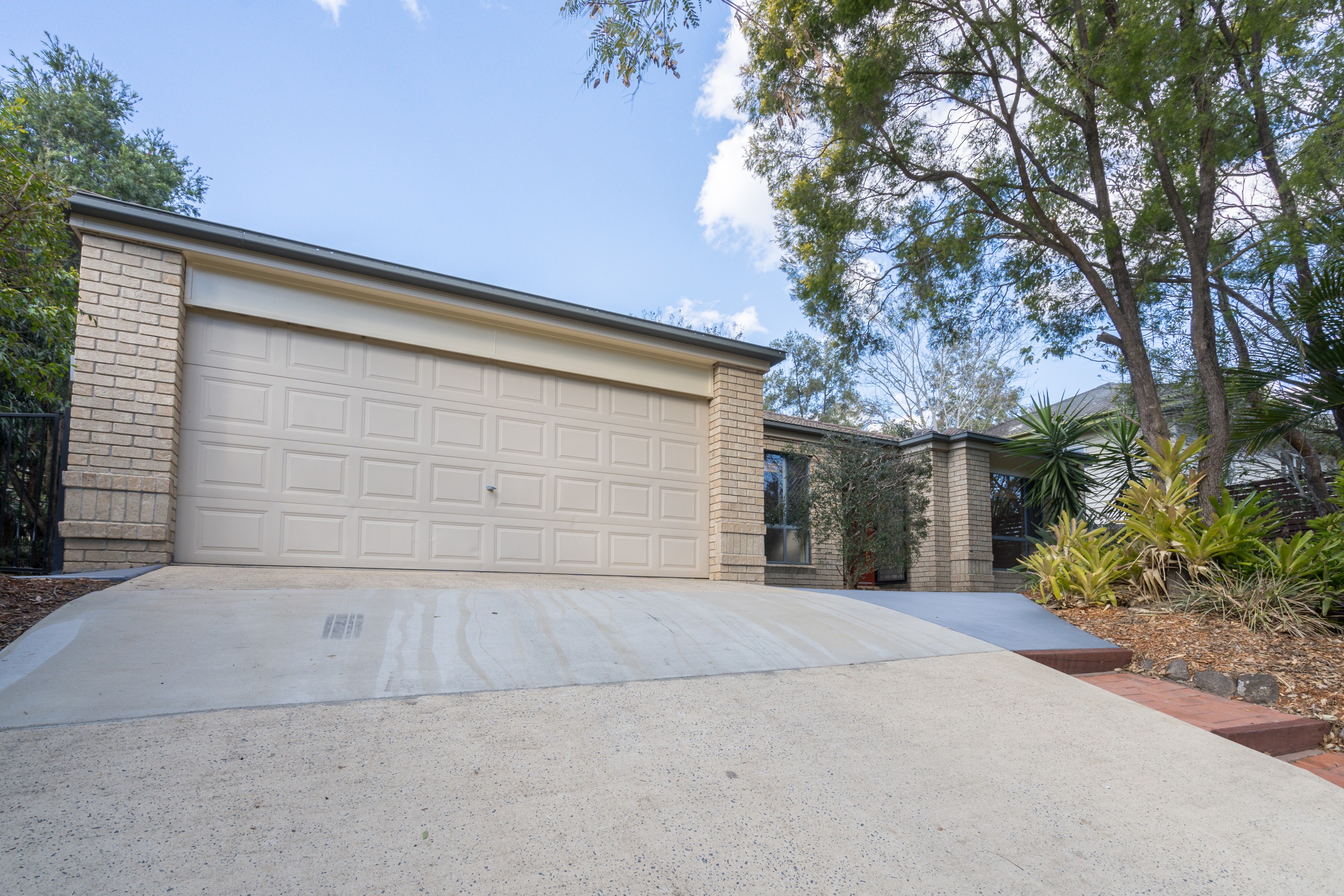 11 Beatty Street, Coalfalls, QLD 4305