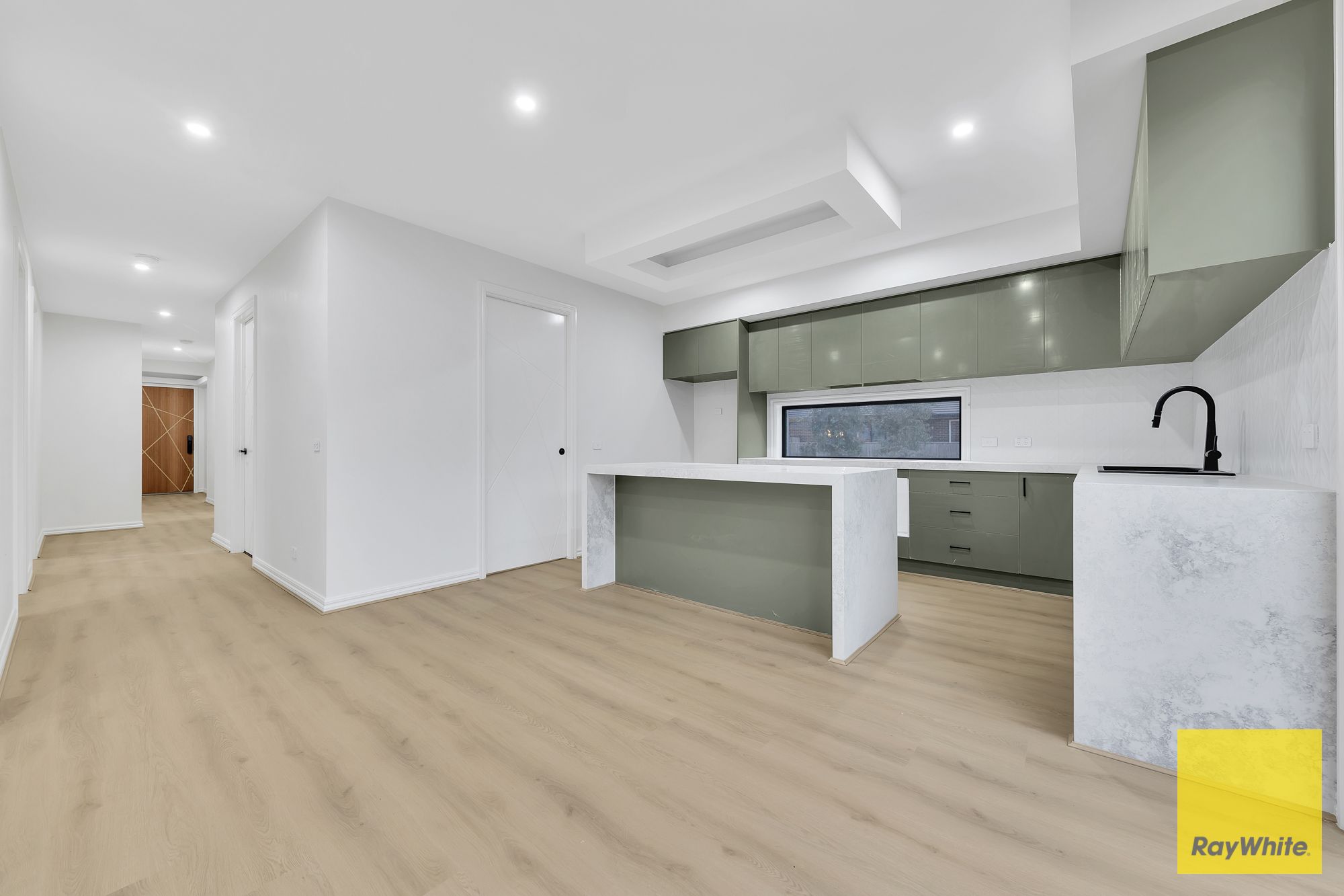 57 Feronia Avenue — photo 12 of 20