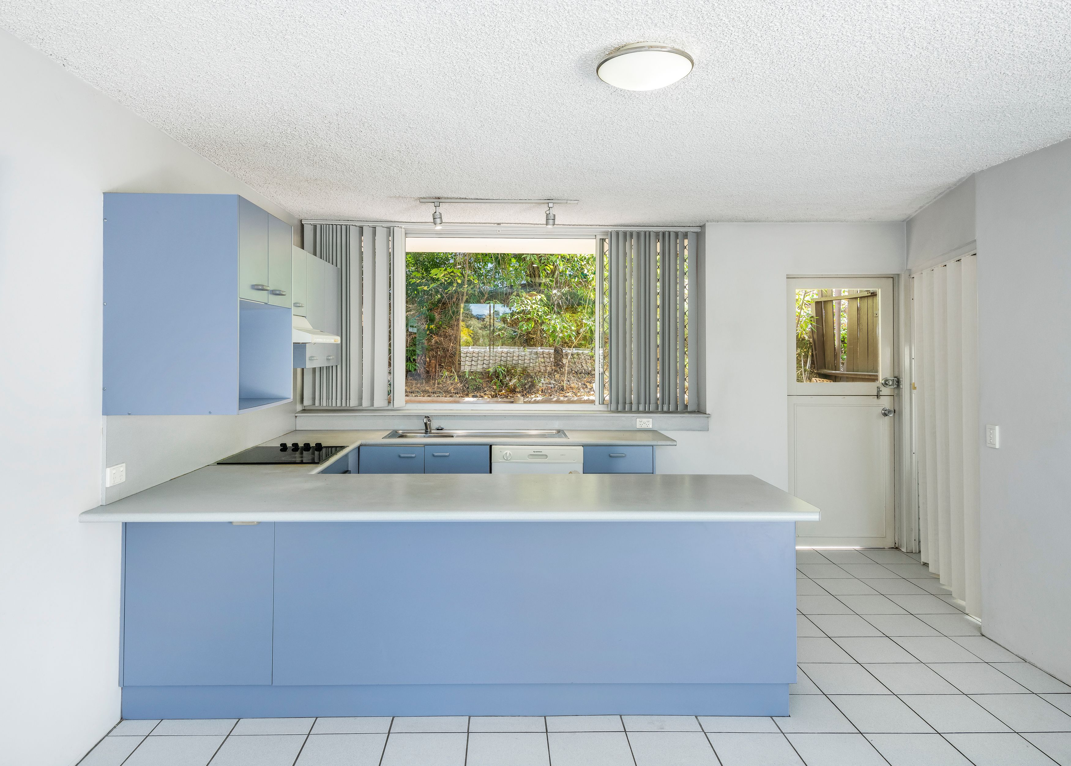 19/18 Holmes Street, Toowong, QLD 4066