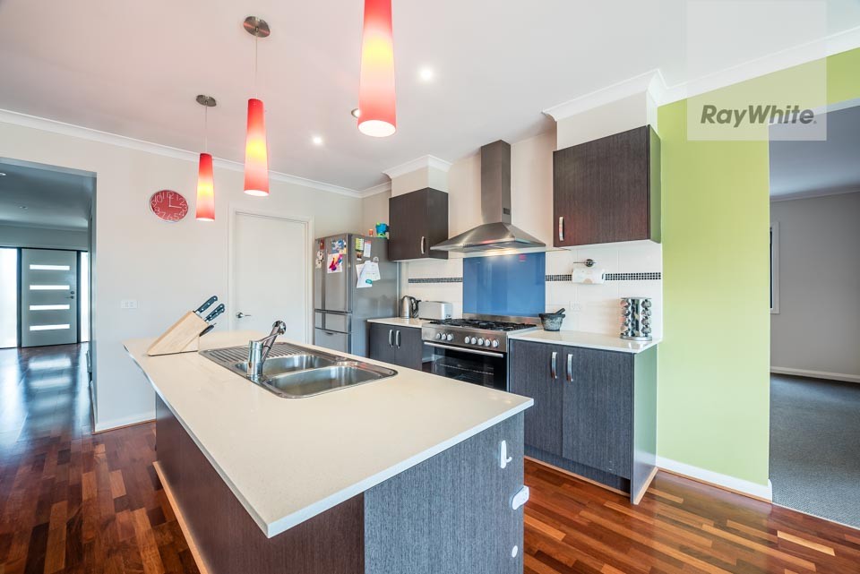 9 Flannery Street, Craigieburn, VIC 3064