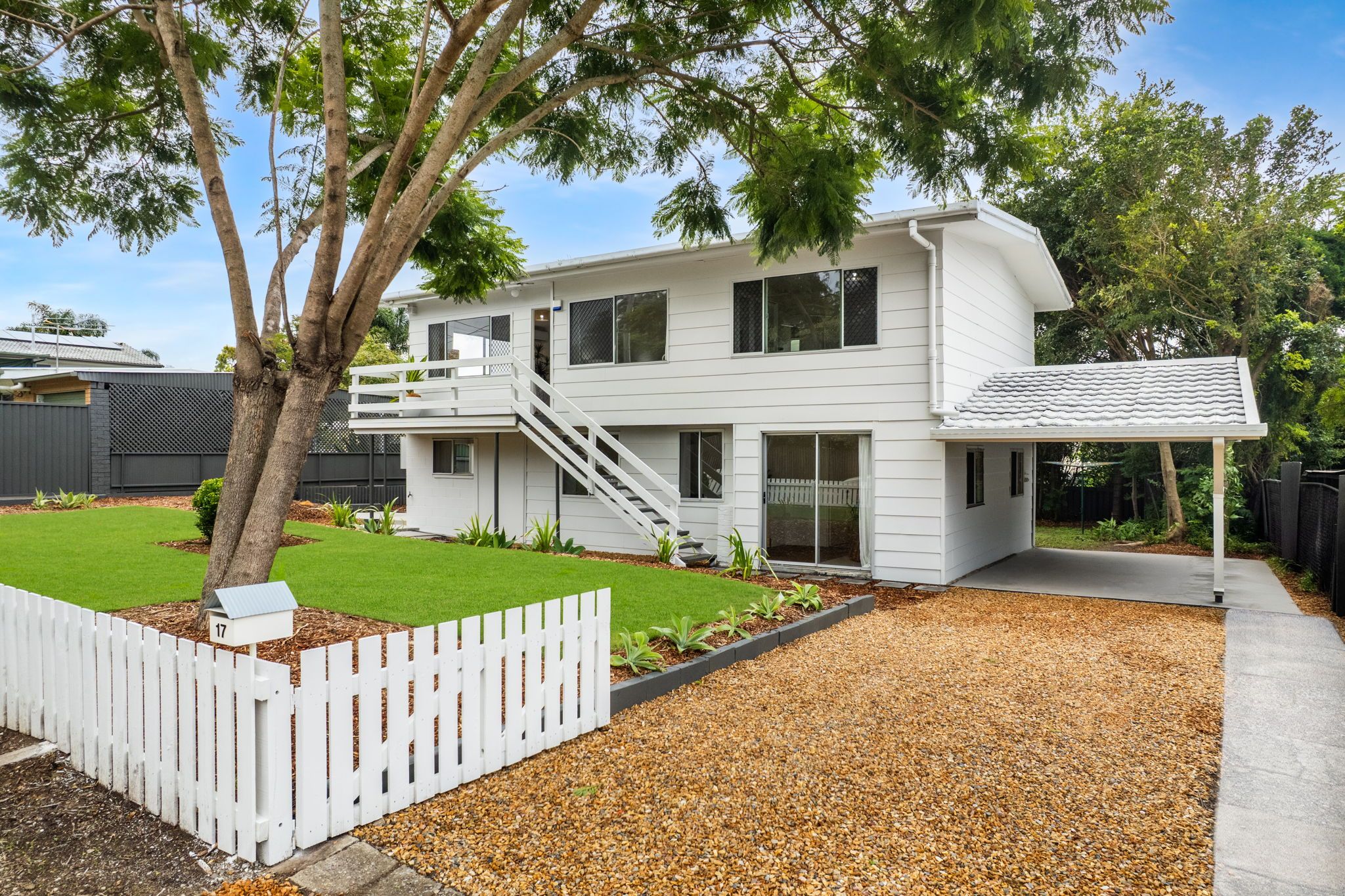 17 Poinciana Street, Kingston QLD 4114
